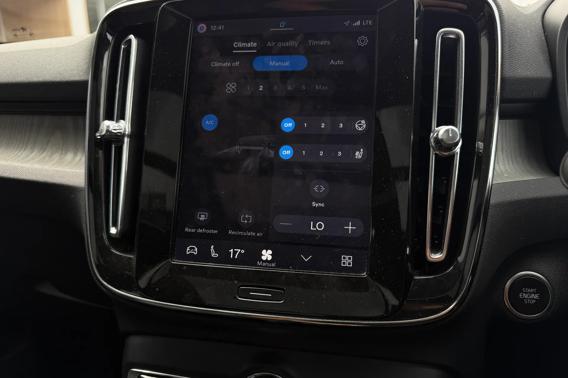 Volvo XC40 thumbnail image number 39