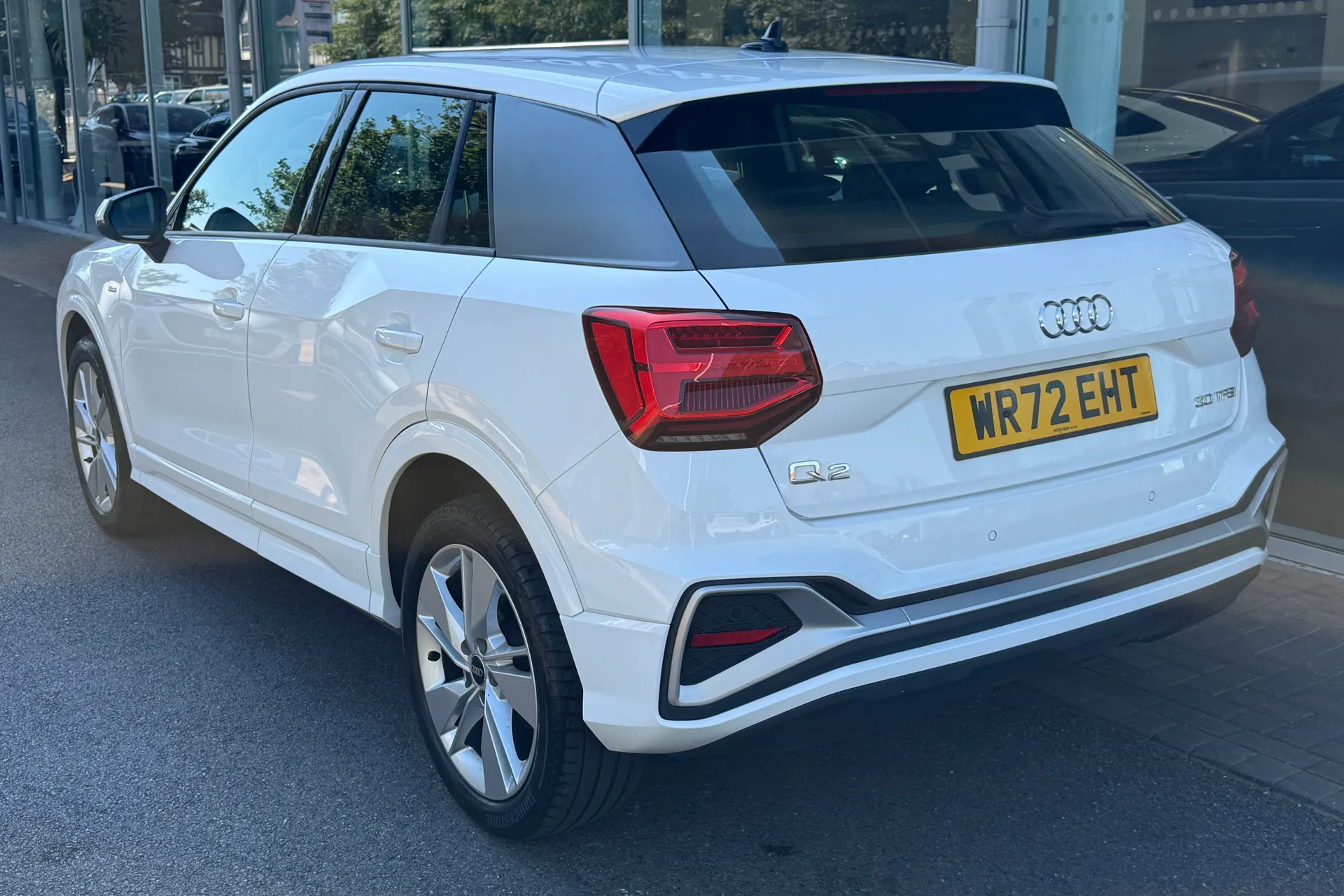 Audi Q2 thumbnail image number 3