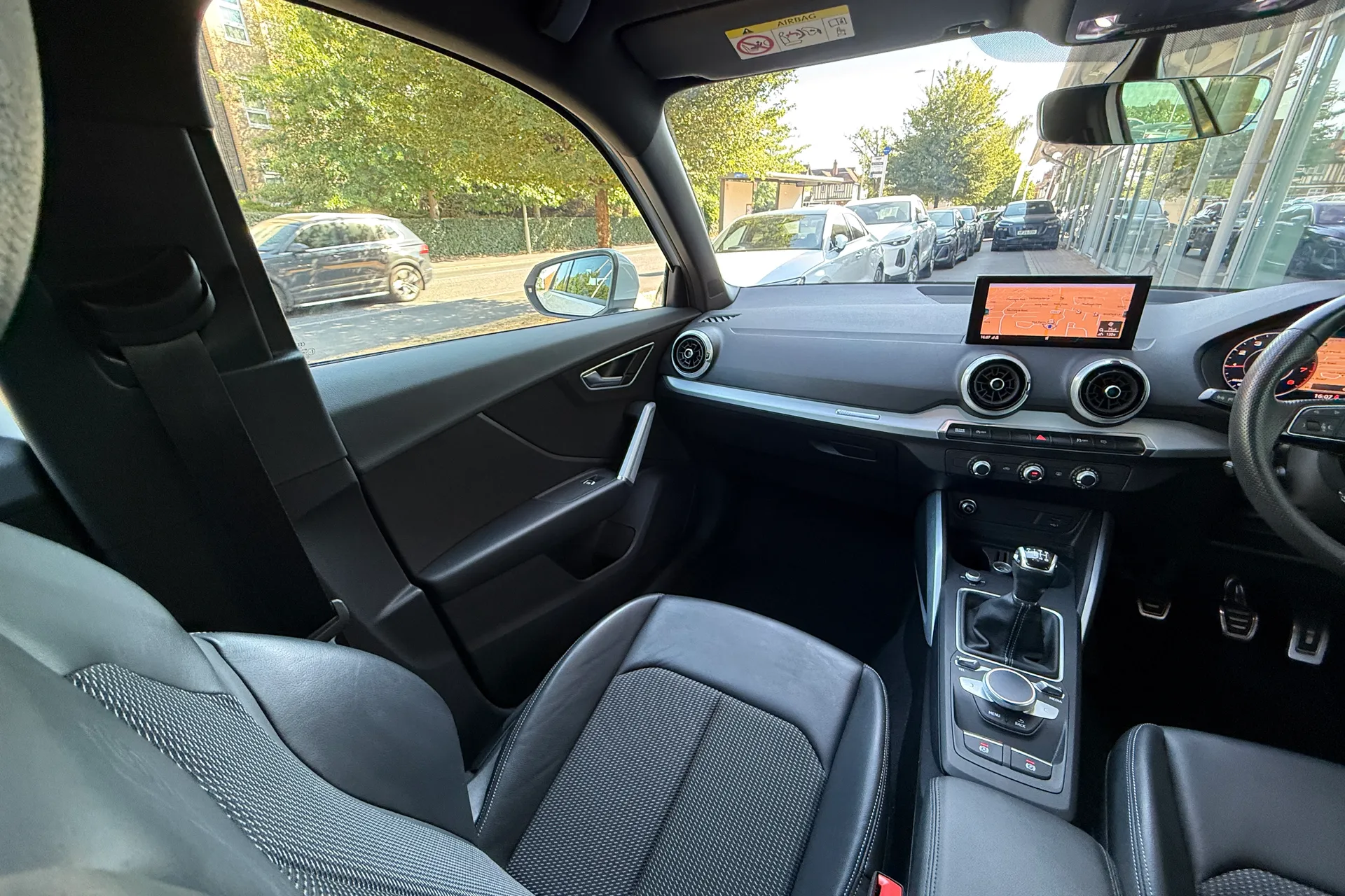 Audi Q2 thumbnail image number 42