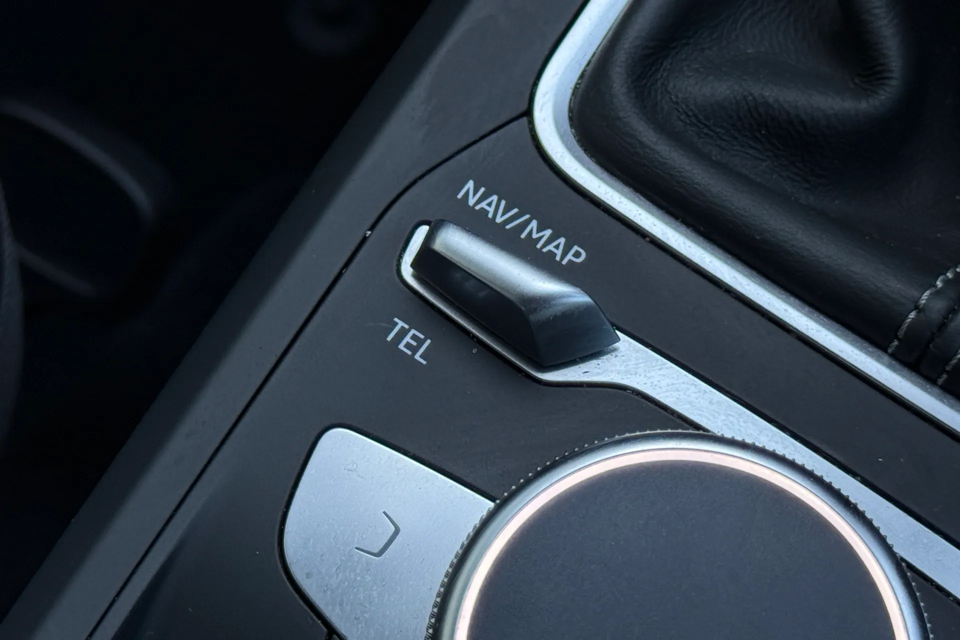 Audi Q2 thumbnail image number 22