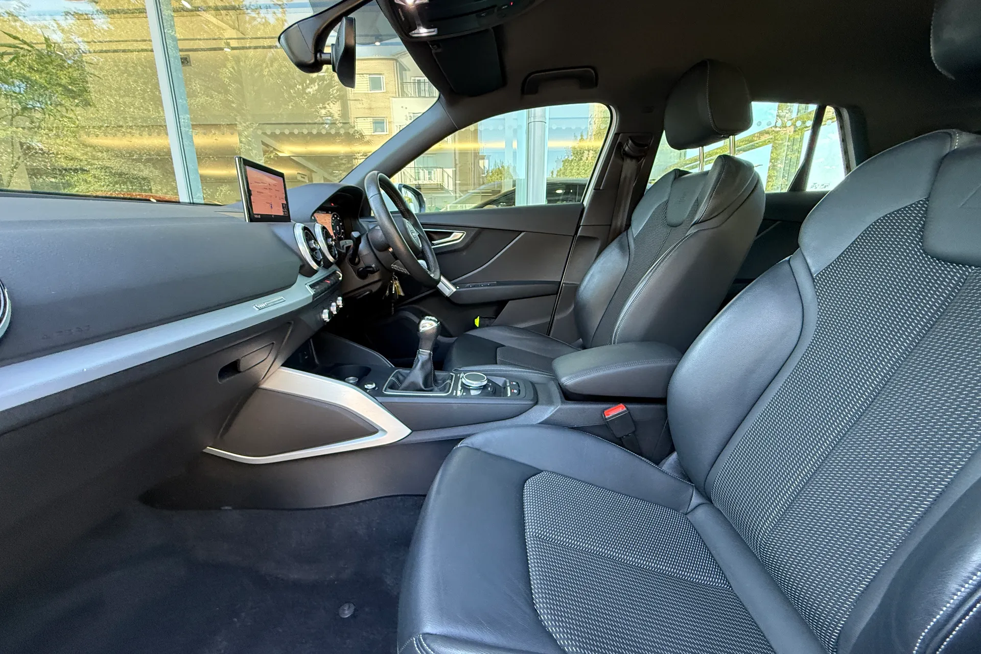 Audi Q2 thumbnail image number 50