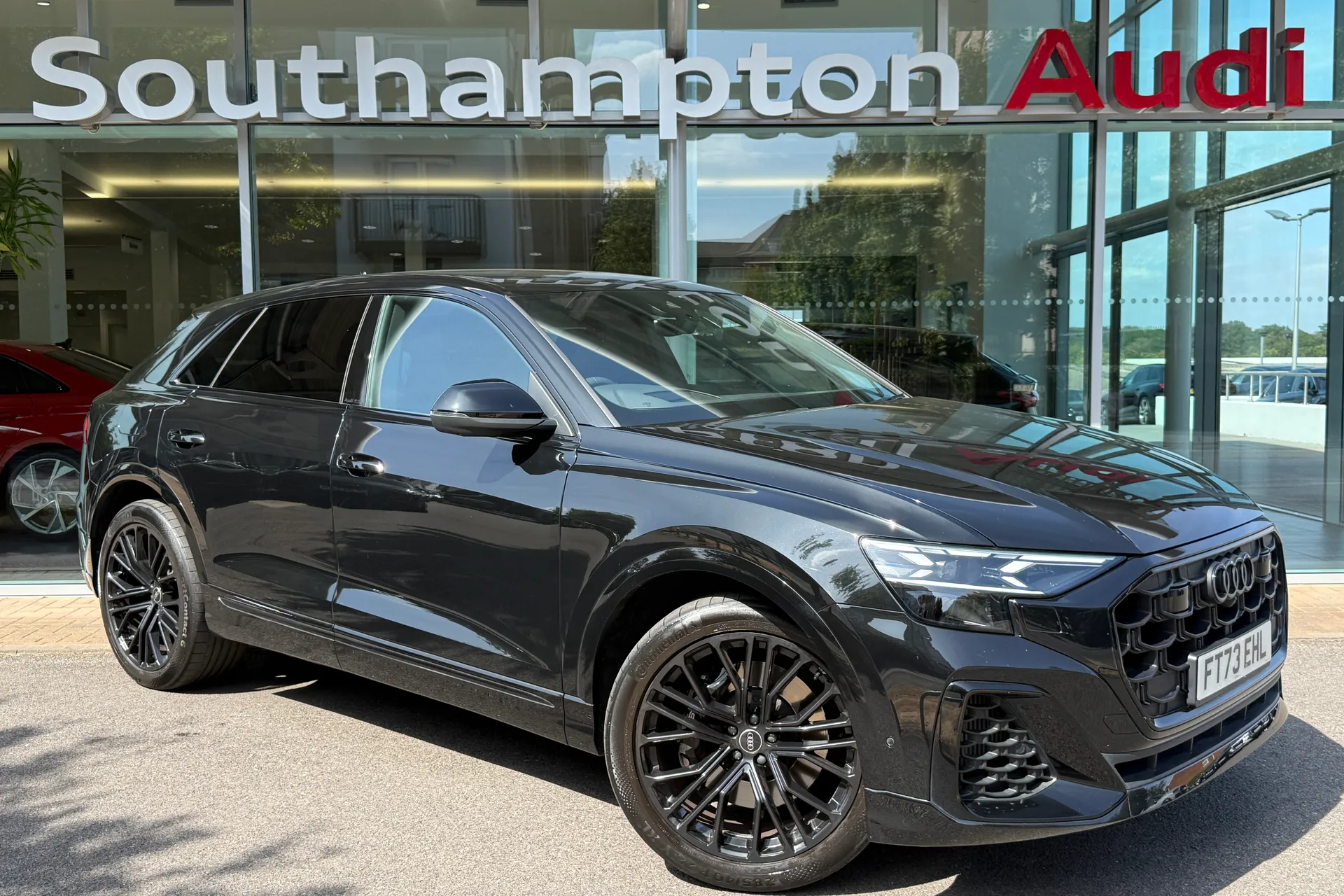 Audi Q8 thumbnail image number 57