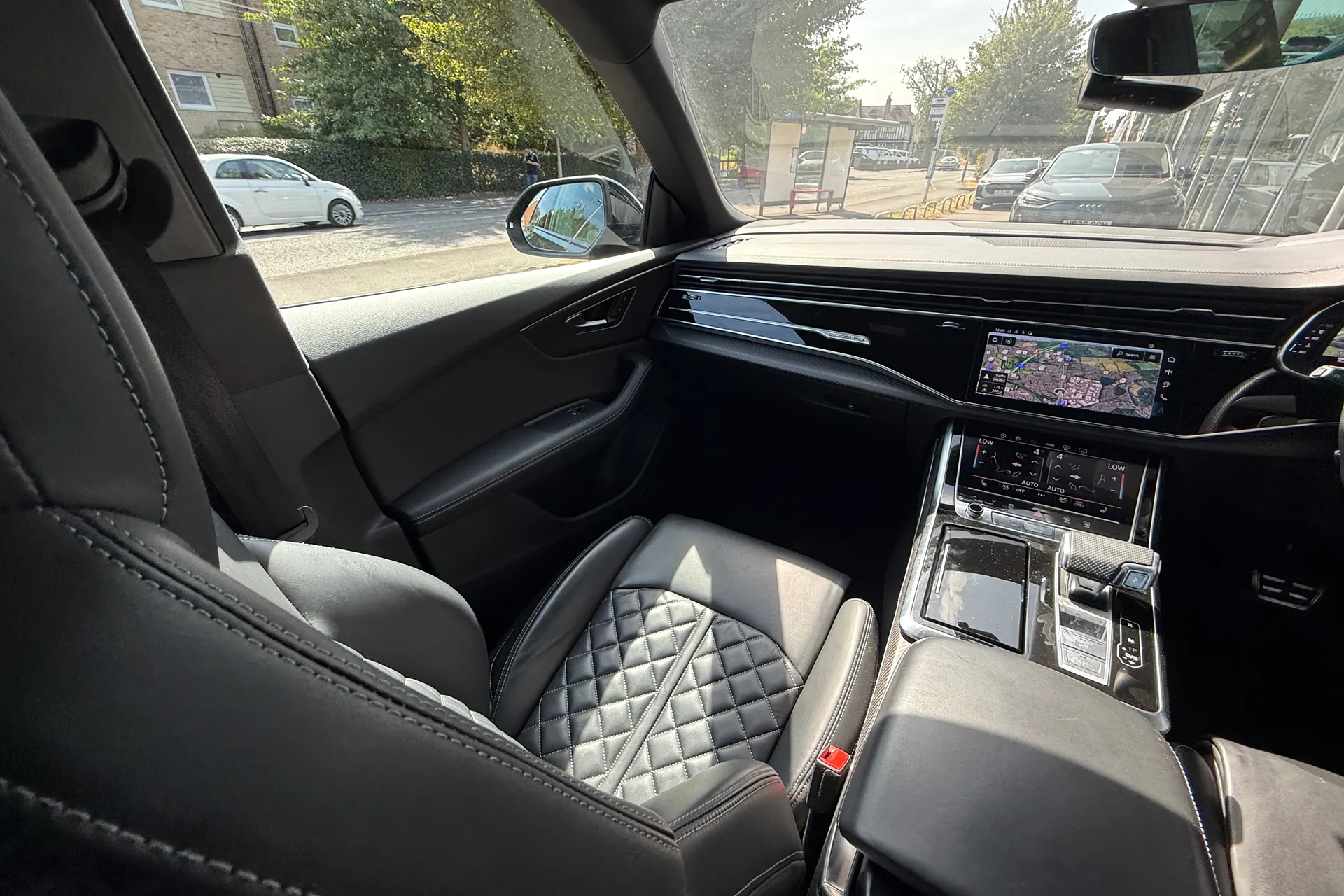 Audi Q8 thumbnail image number 41