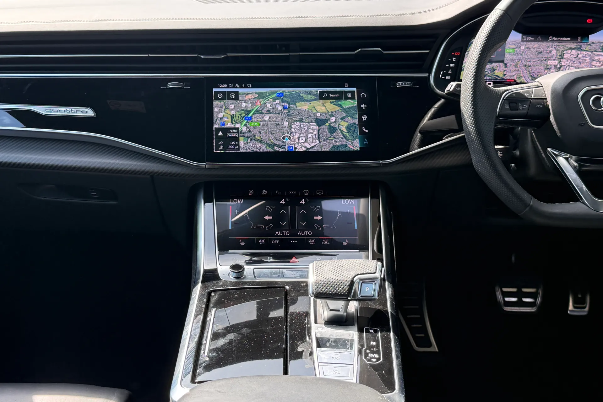 Audi Q8 thumbnail image number 37