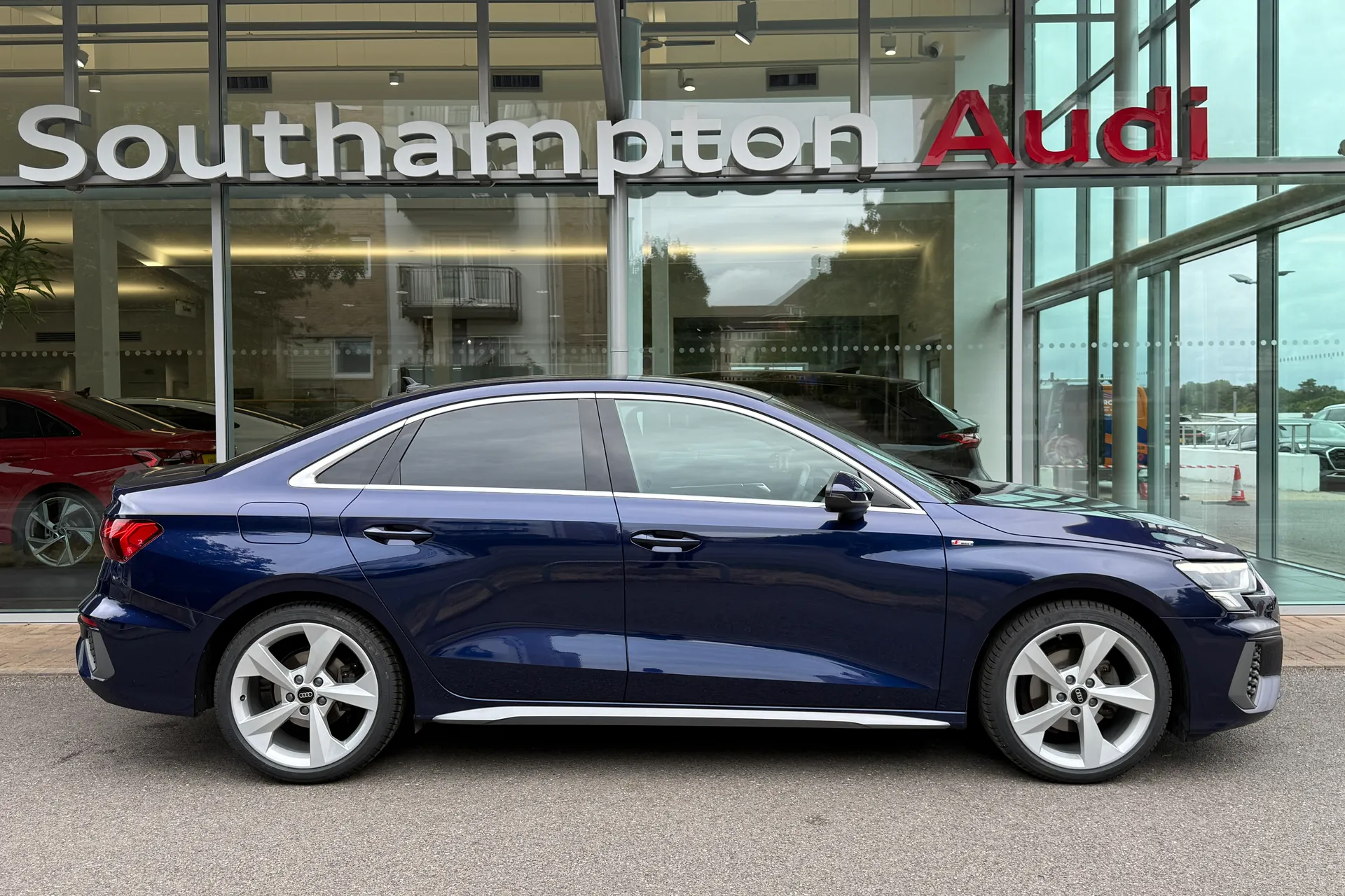 Audi A3 thumbnail image number 4