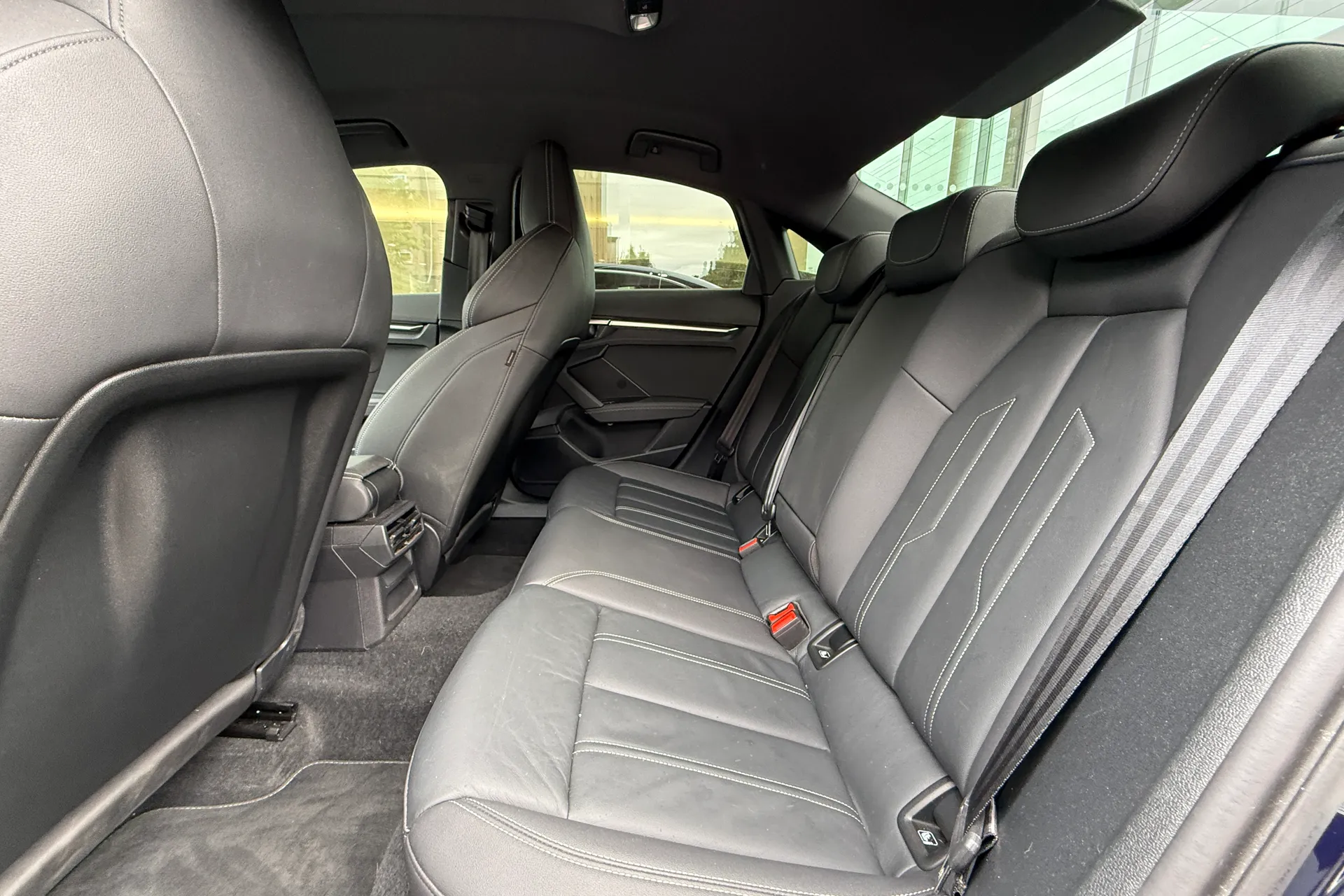 Audi A3 thumbnail image number 43