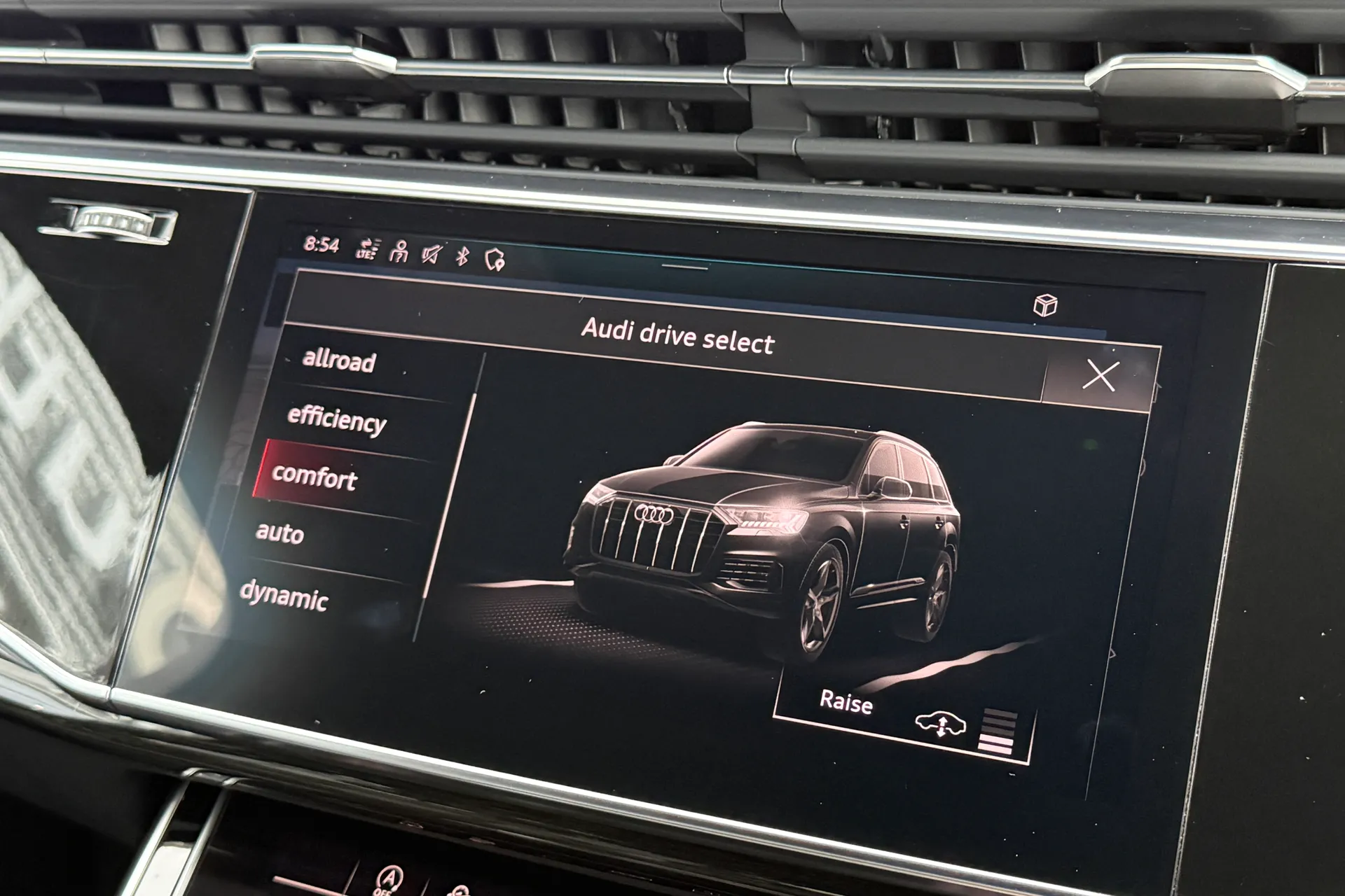 Audi Q7 thumbnail image number 26