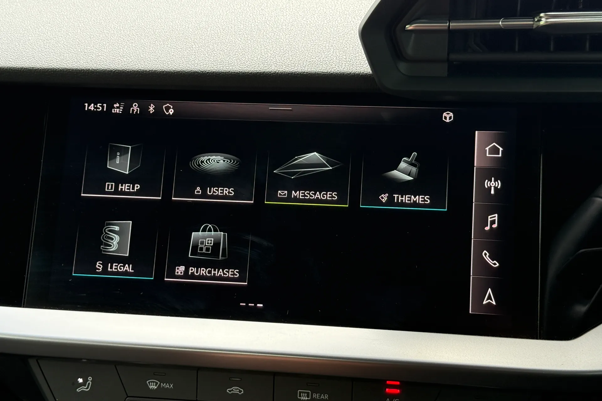 Audi A3 thumbnail image number 16