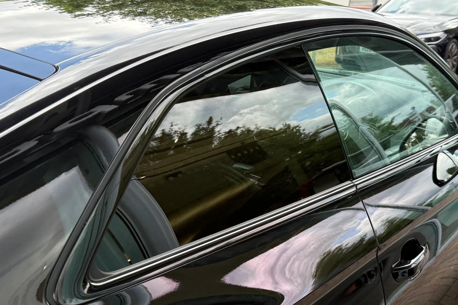 Audi A5 thumbnail image number 36