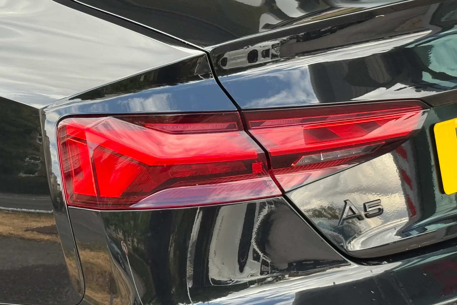 Audi A5 thumbnail image number 39