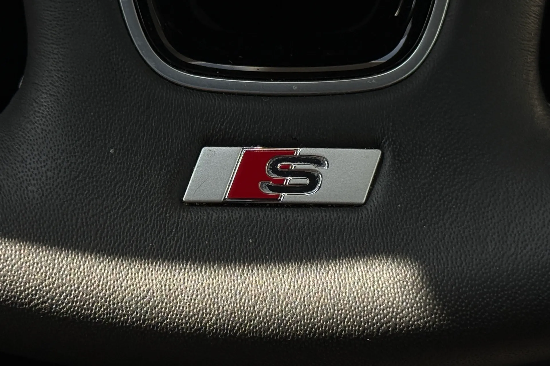 Audi A5 thumbnail image number 16