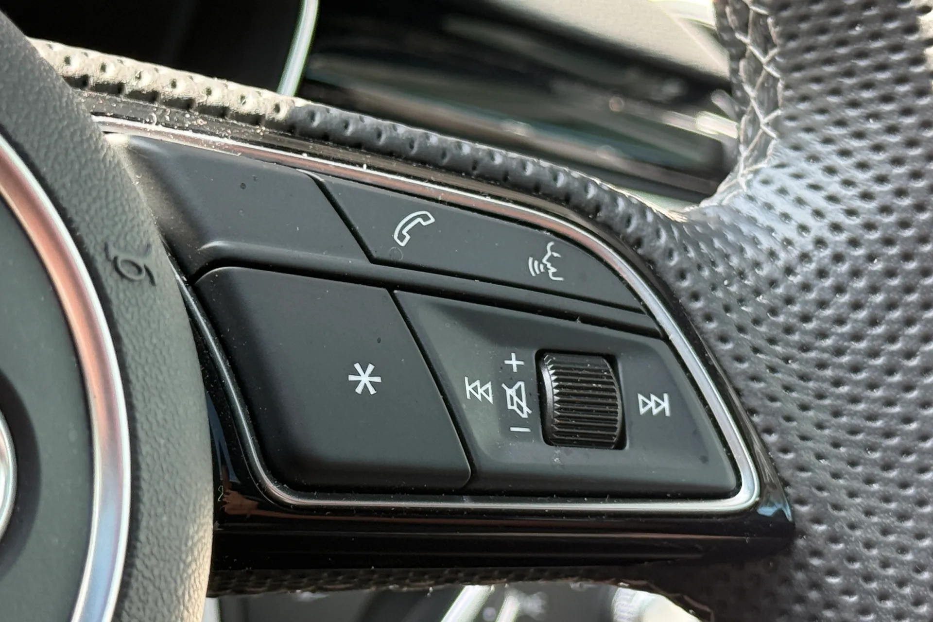 Audi A5 thumbnail image number 14