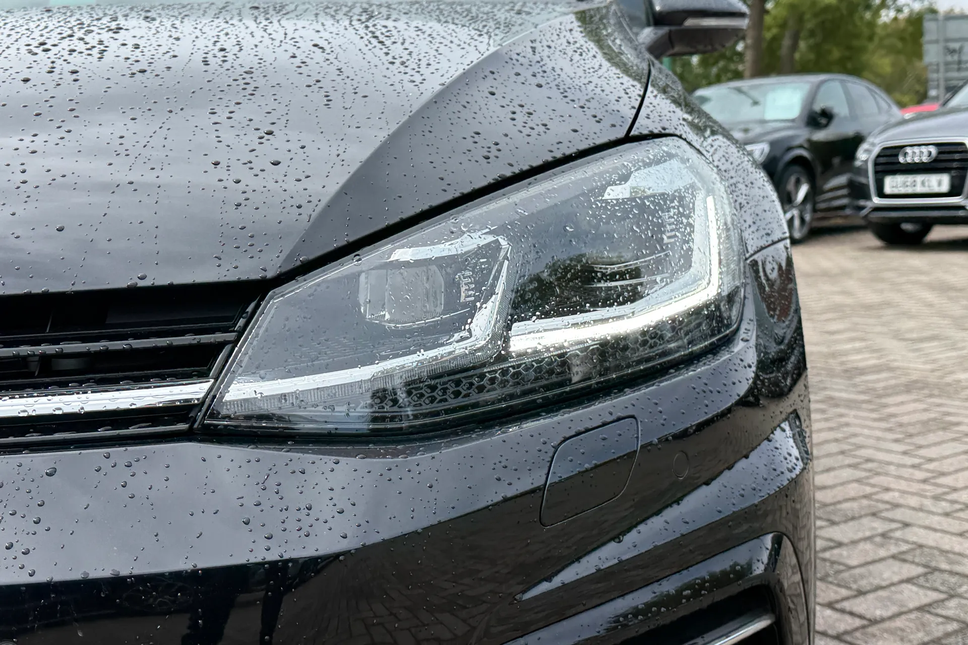 VOLKSWAGEN GOLF thumbnail image number 45