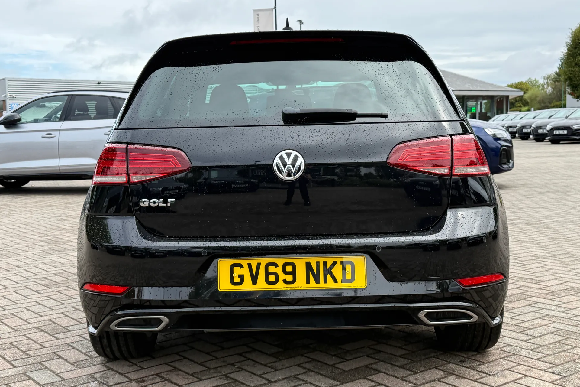 VOLKSWAGEN GOLF thumbnail image number 28