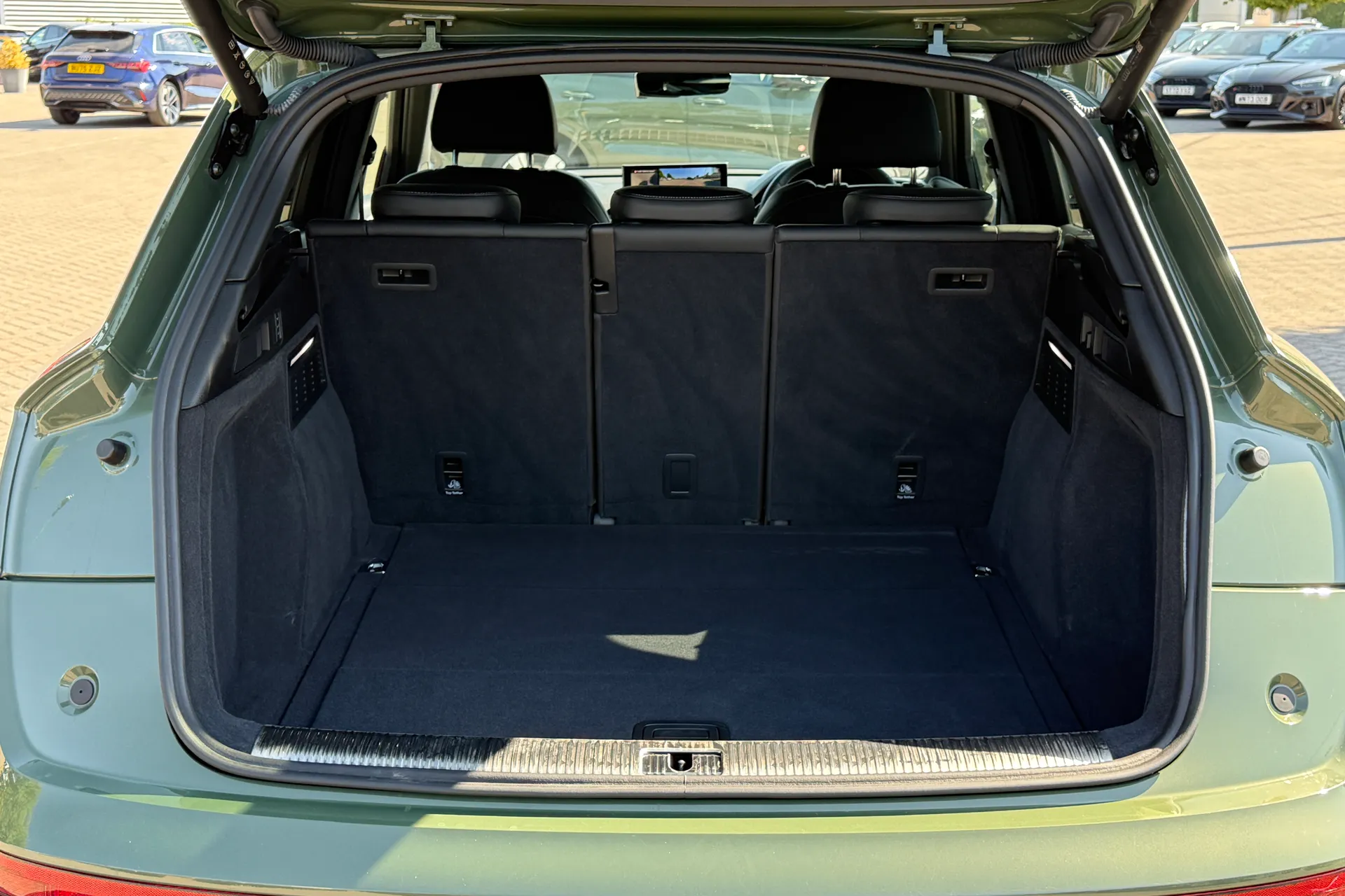 Audi Q5 thumbnail image number 48