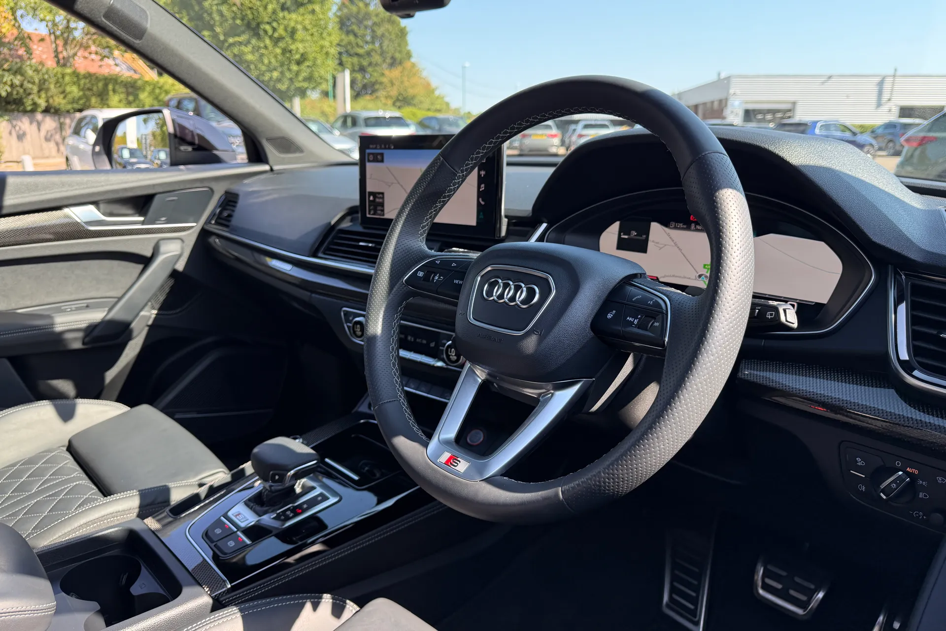 Audi Q5 thumbnail image number 38