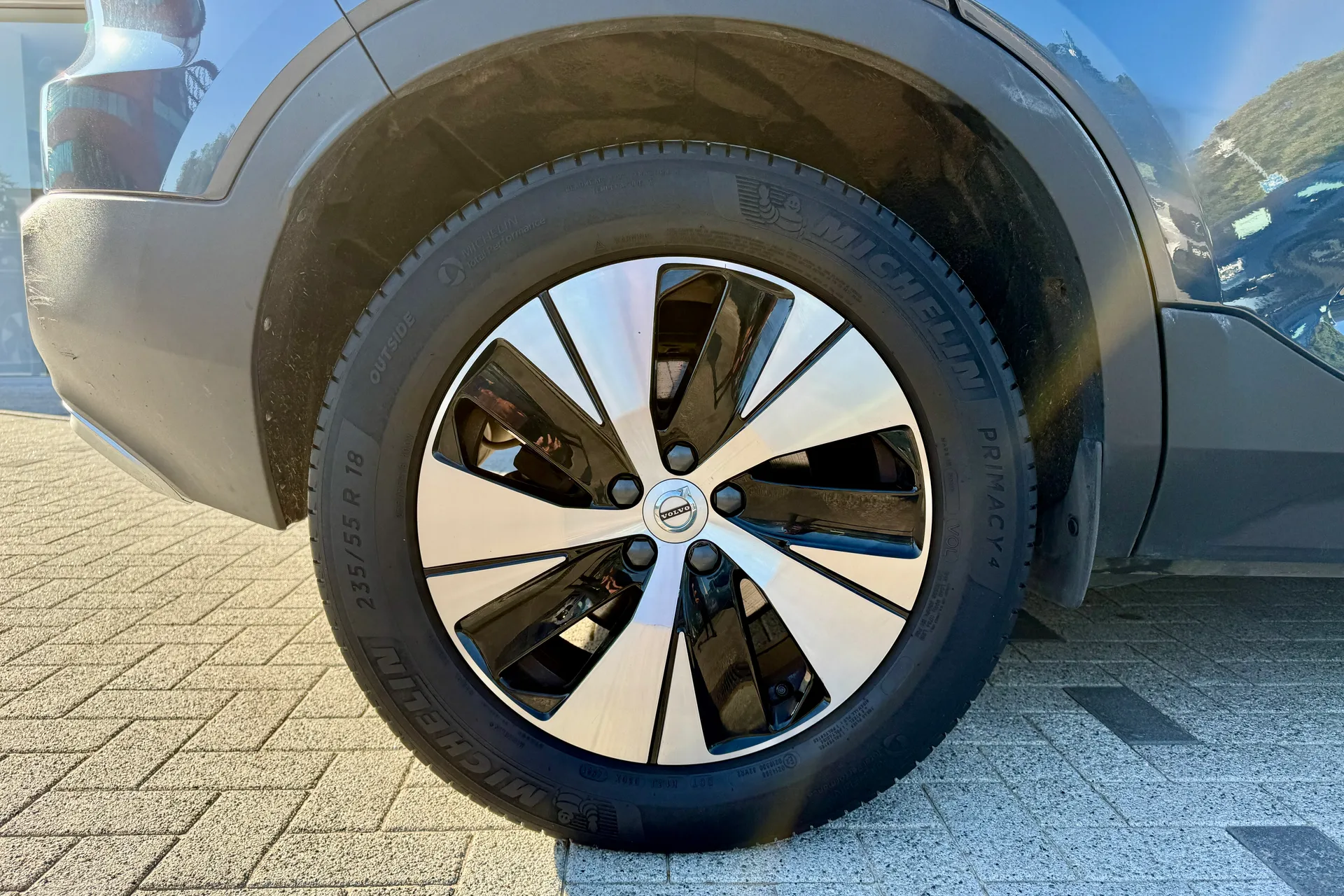 Volvo XC40 thumbnail image number 13