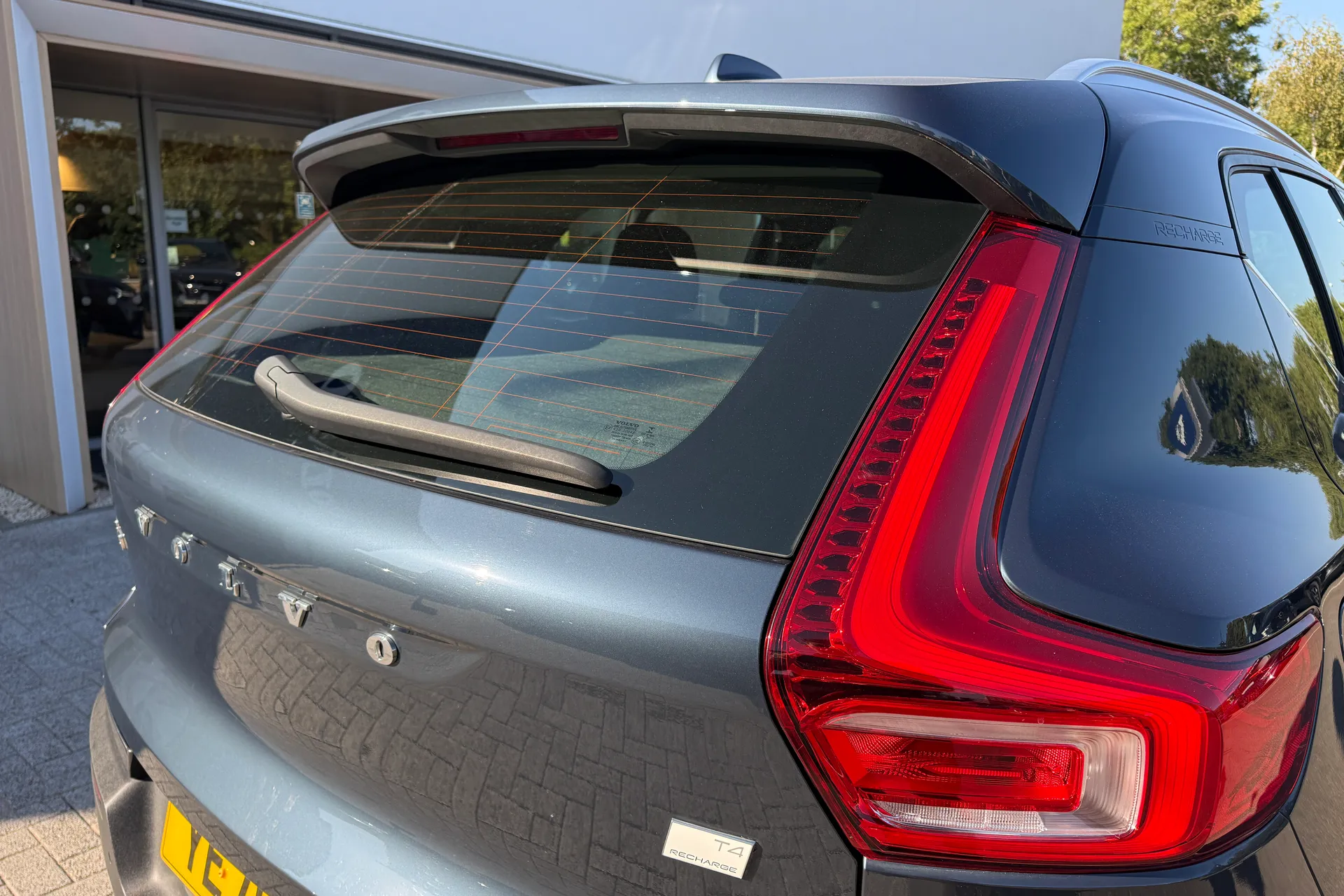Volvo XC40 thumbnail image number 16