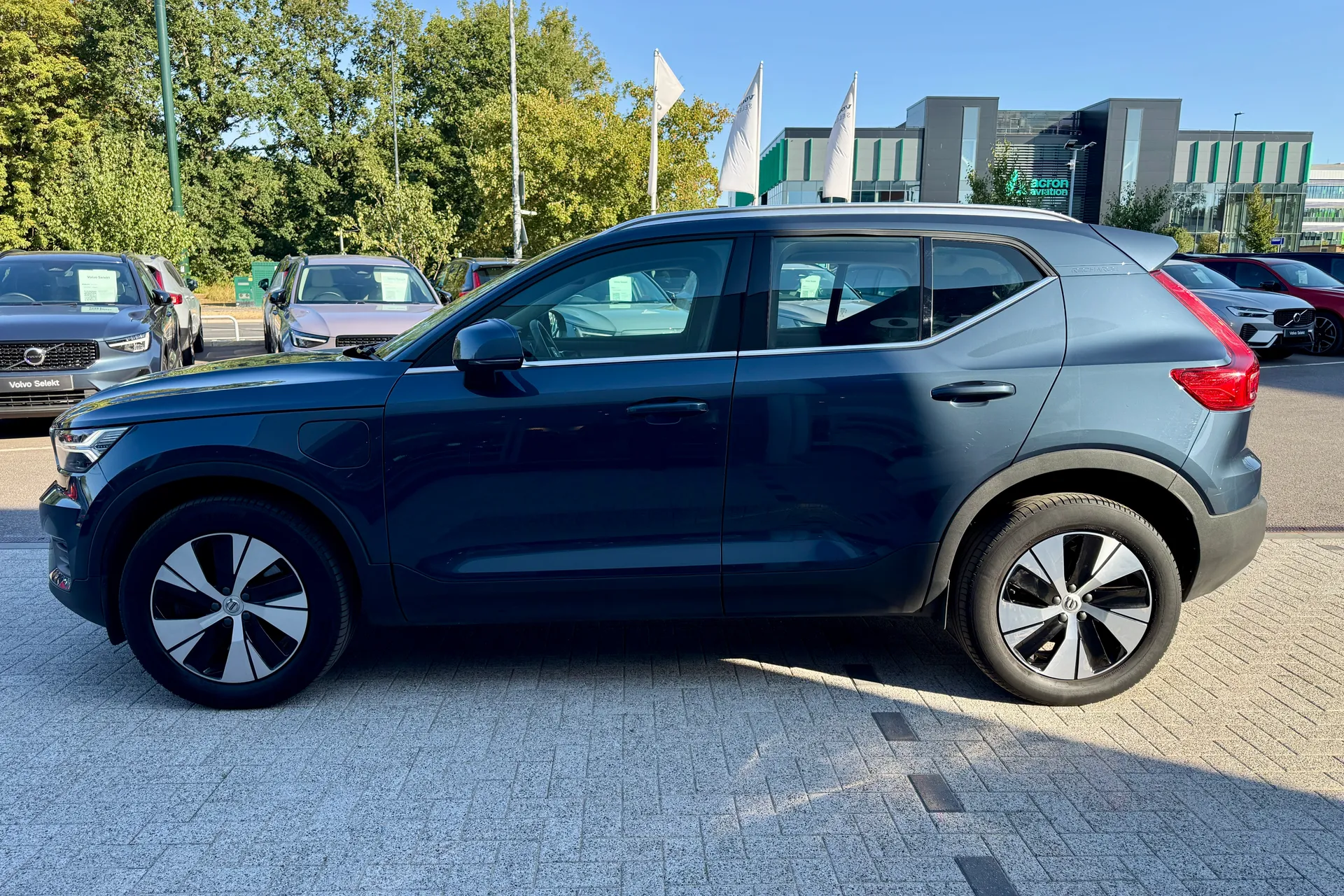 Volvo XC40 thumbnail image number 10