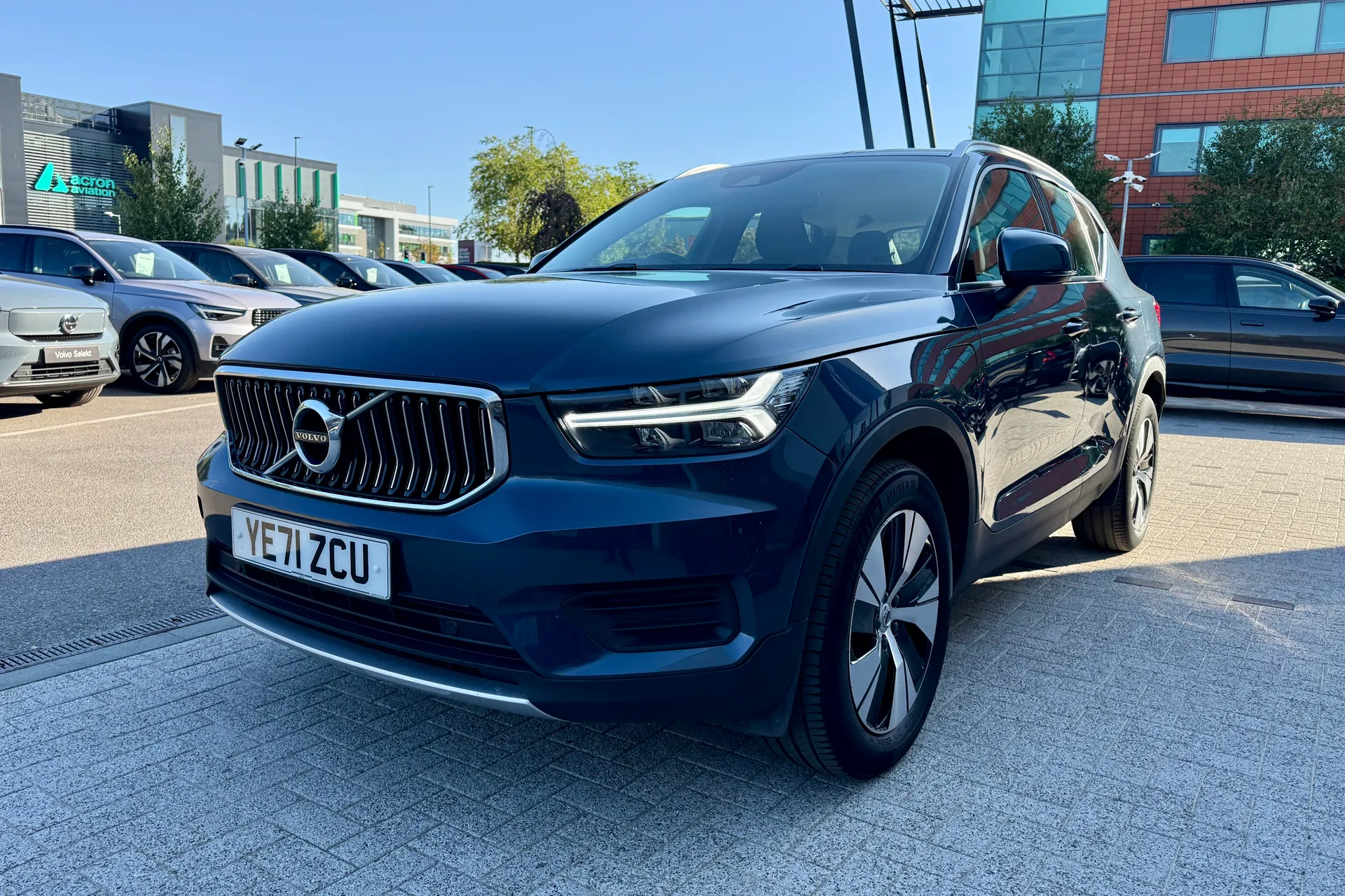 Volvo XC40 thumbnail image number 11