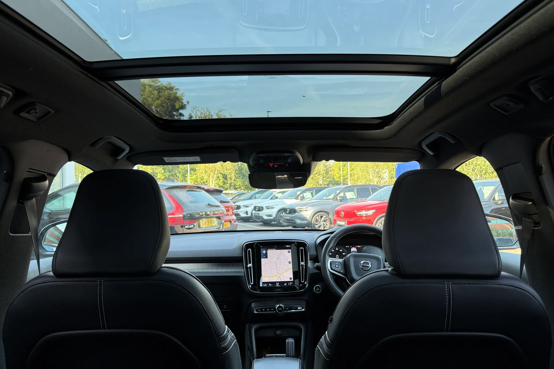 Volvo XC40 thumbnail image number 22