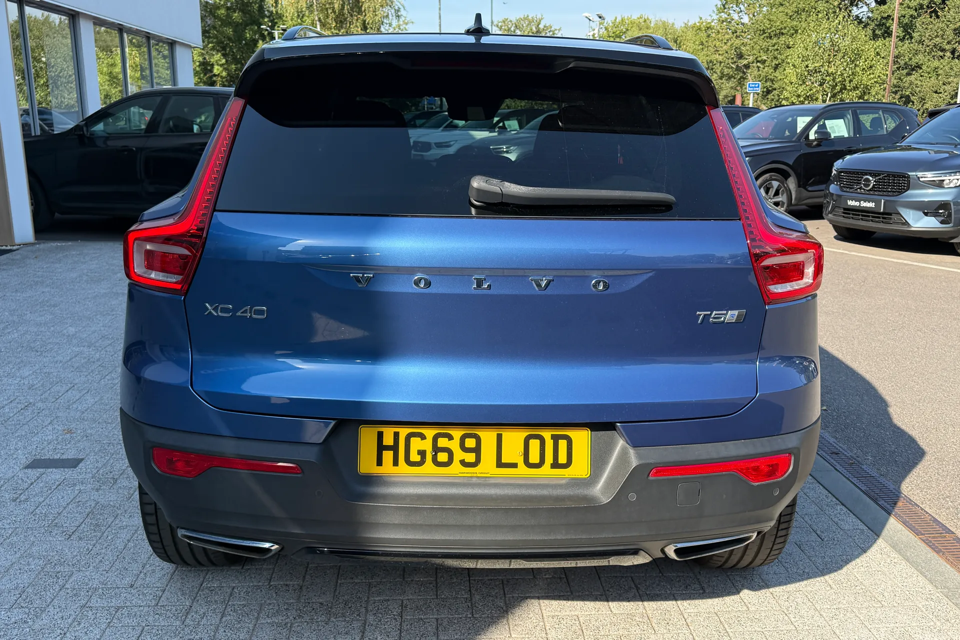 Volvo XC40 thumbnail image number 9