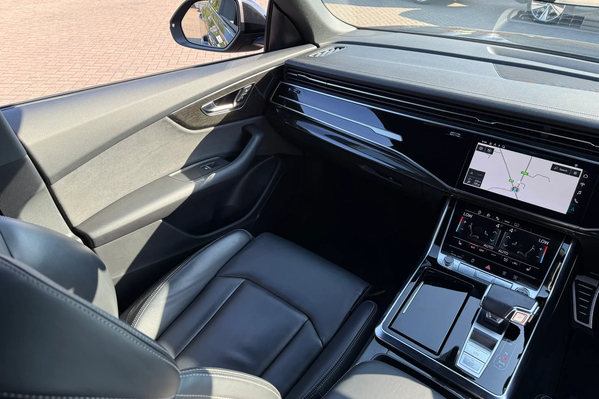 Audi Q8 thumbnail image number 43