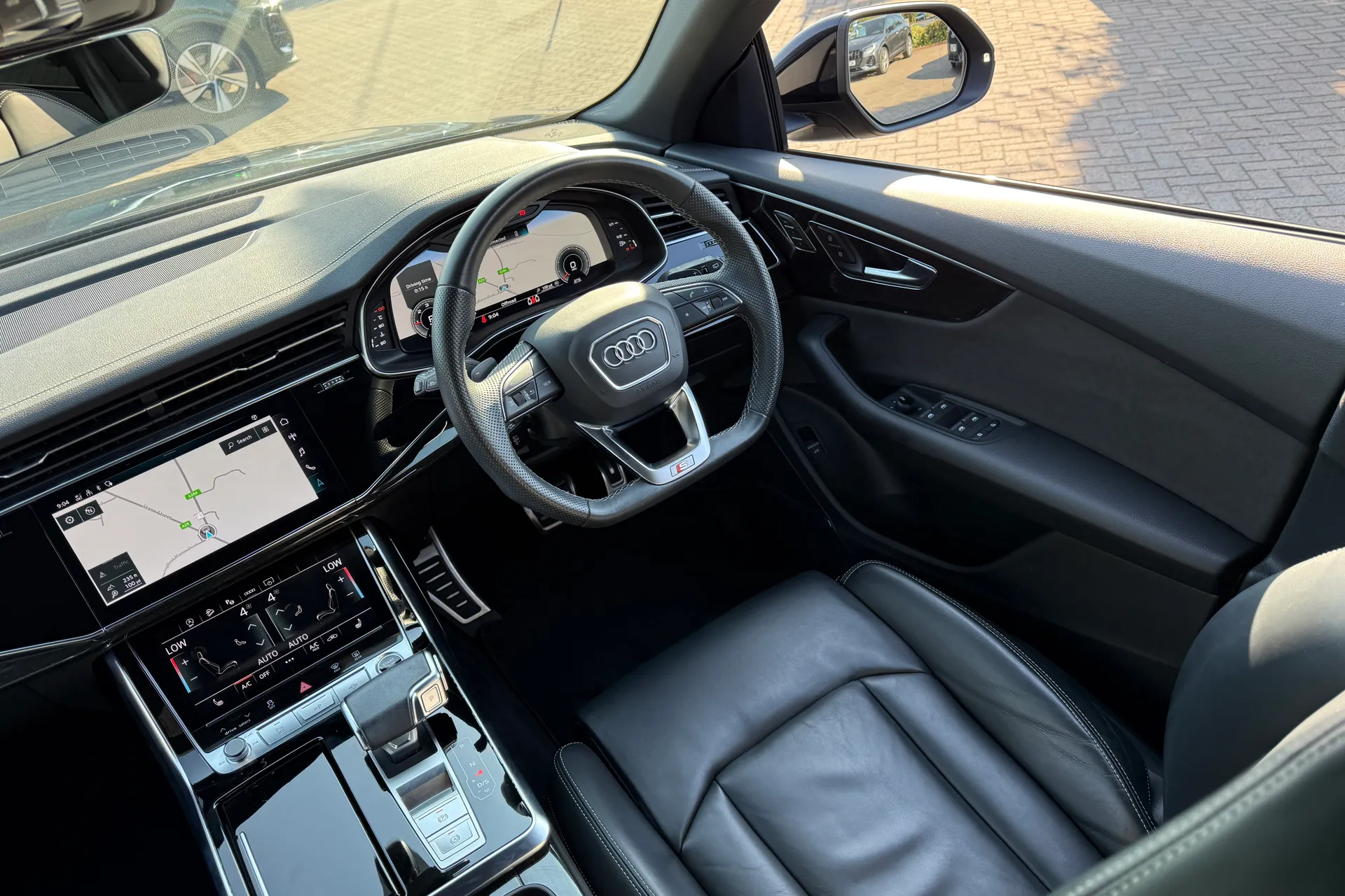 Audi Q8 thumbnail image number 46