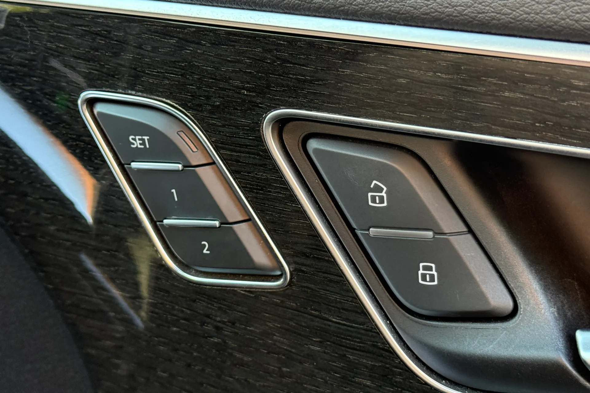 Audi Q8 thumbnail image number 19