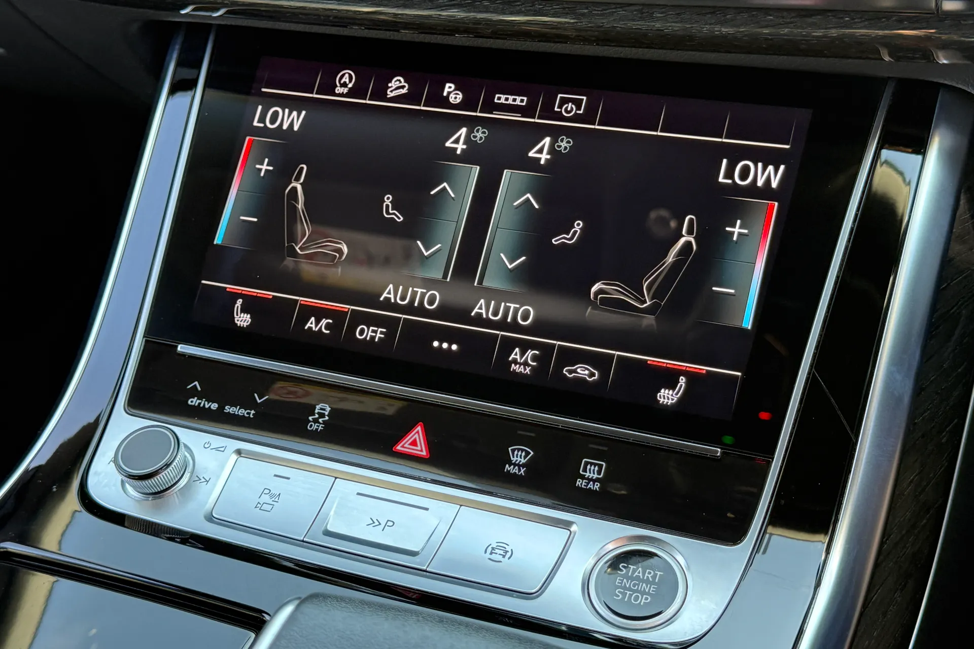 Audi Q8 thumbnail image number 17