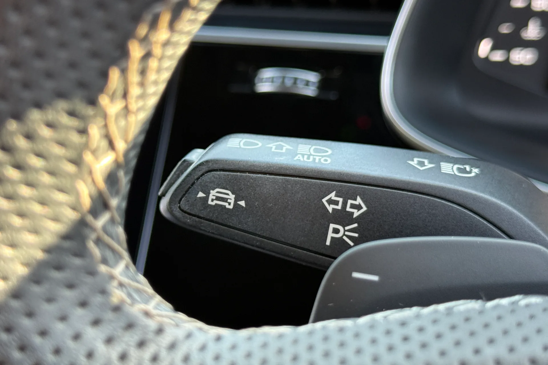 Audi Q8 thumbnail image number 22