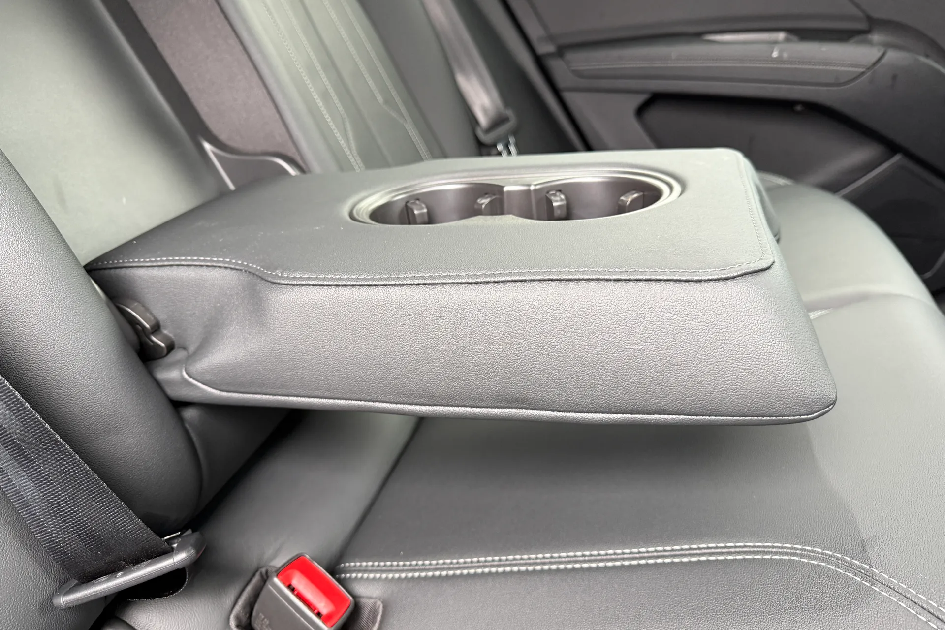 Audi Q4 thumbnail image number 50