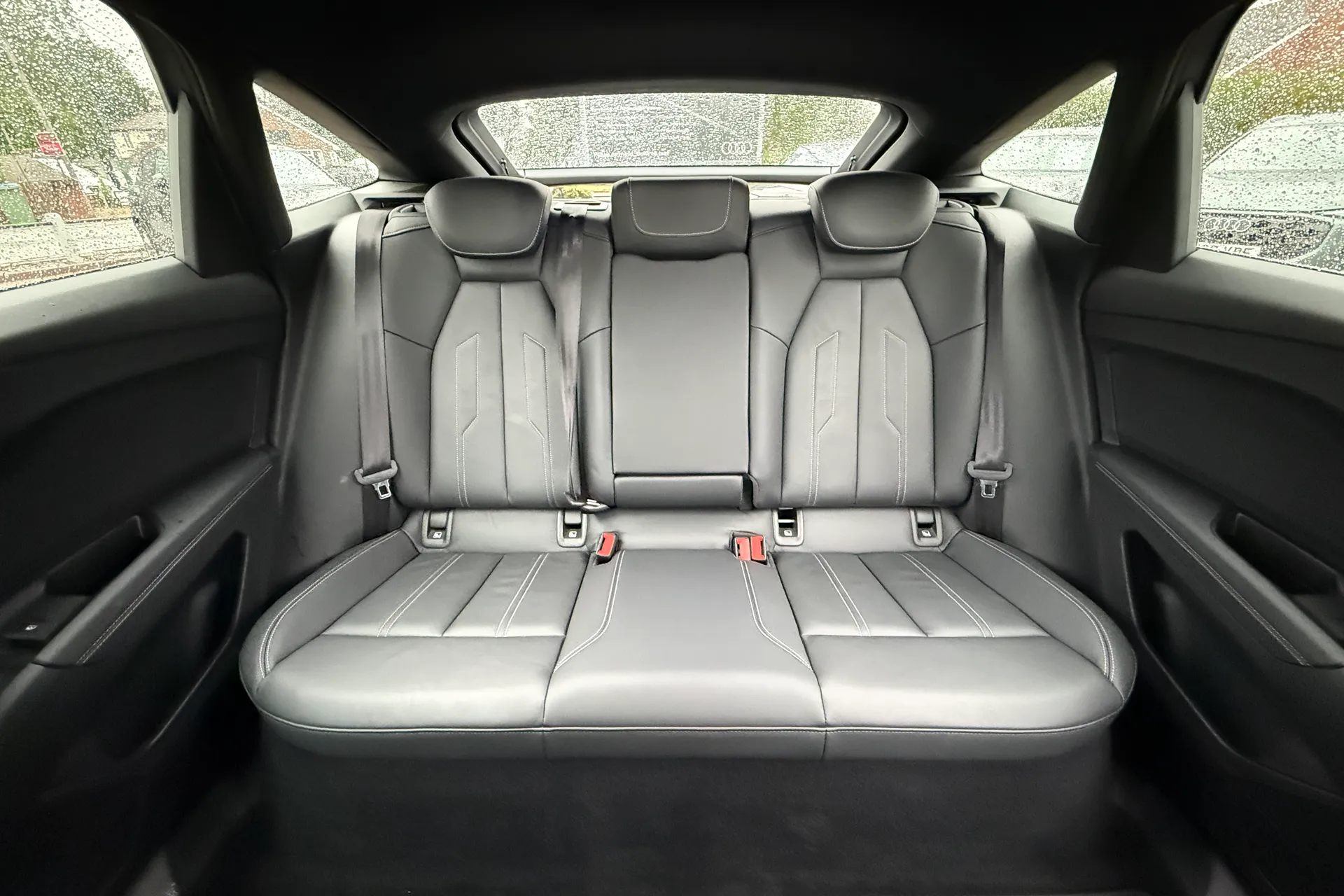 Audi Q4 thumbnail image number 43