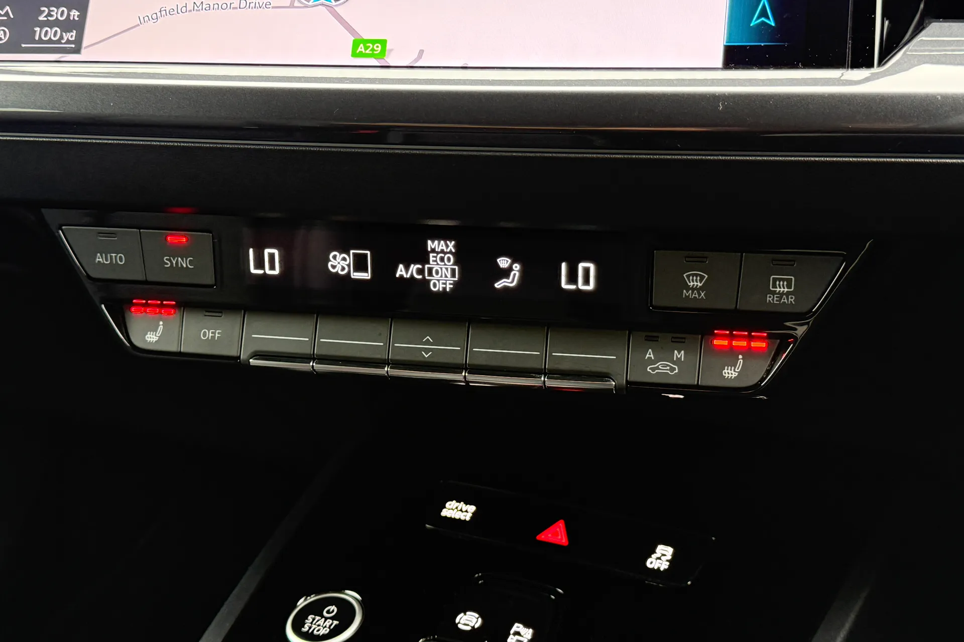 Audi Q4 thumbnail image number 18