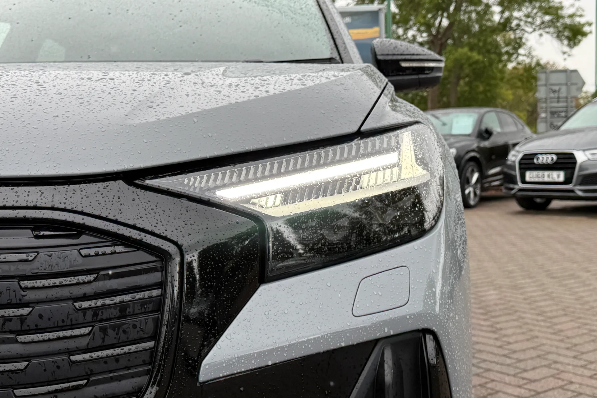 Audi Q4 thumbnail image number 58