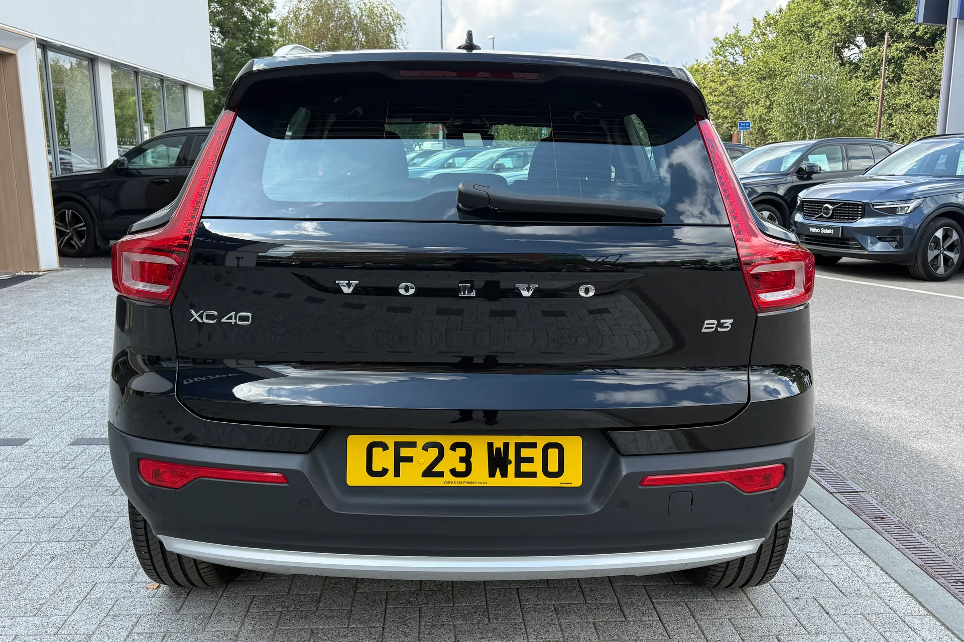 Volvo XC40 thumbnail image number 9