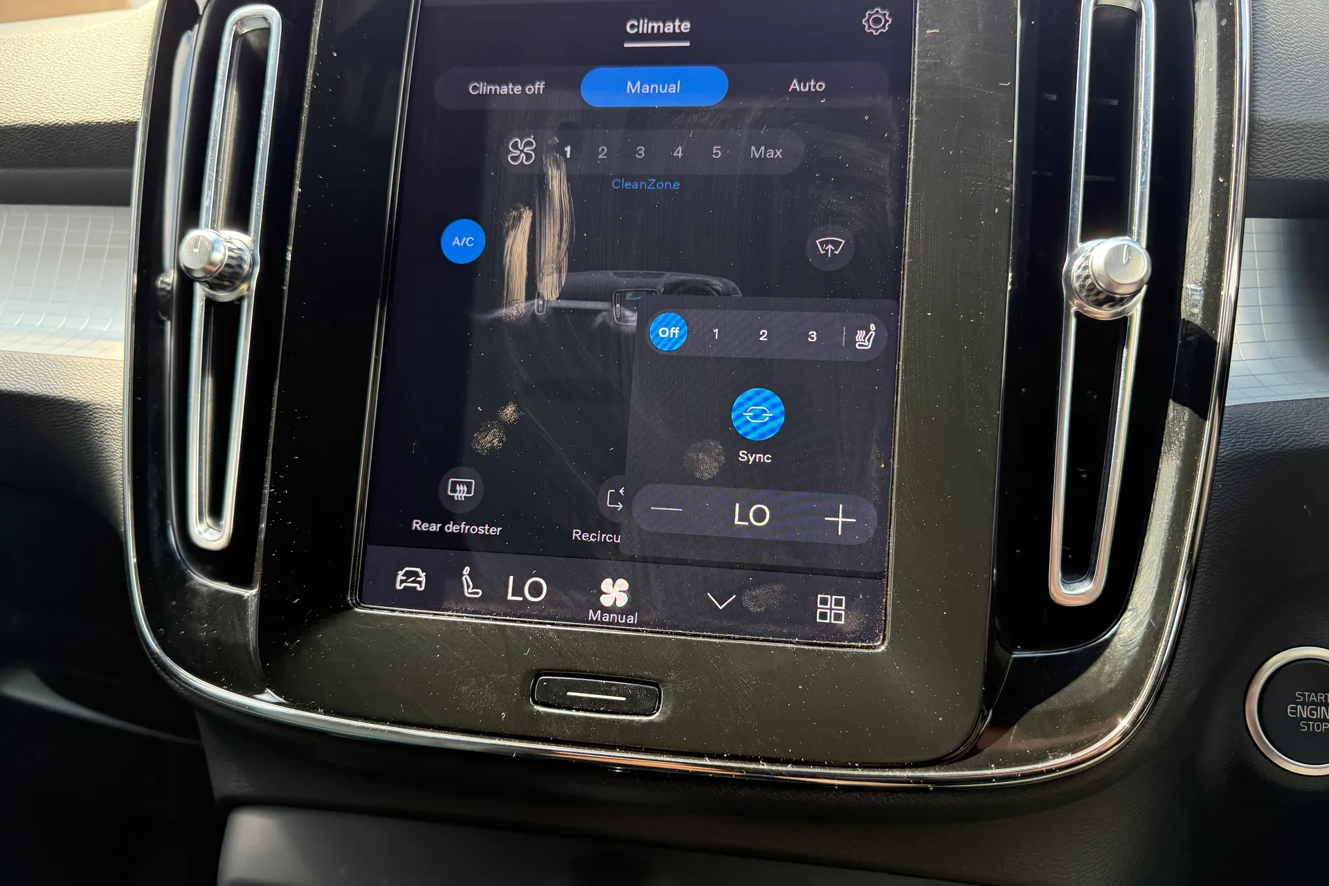 Volvo XC40 thumbnail image number 37