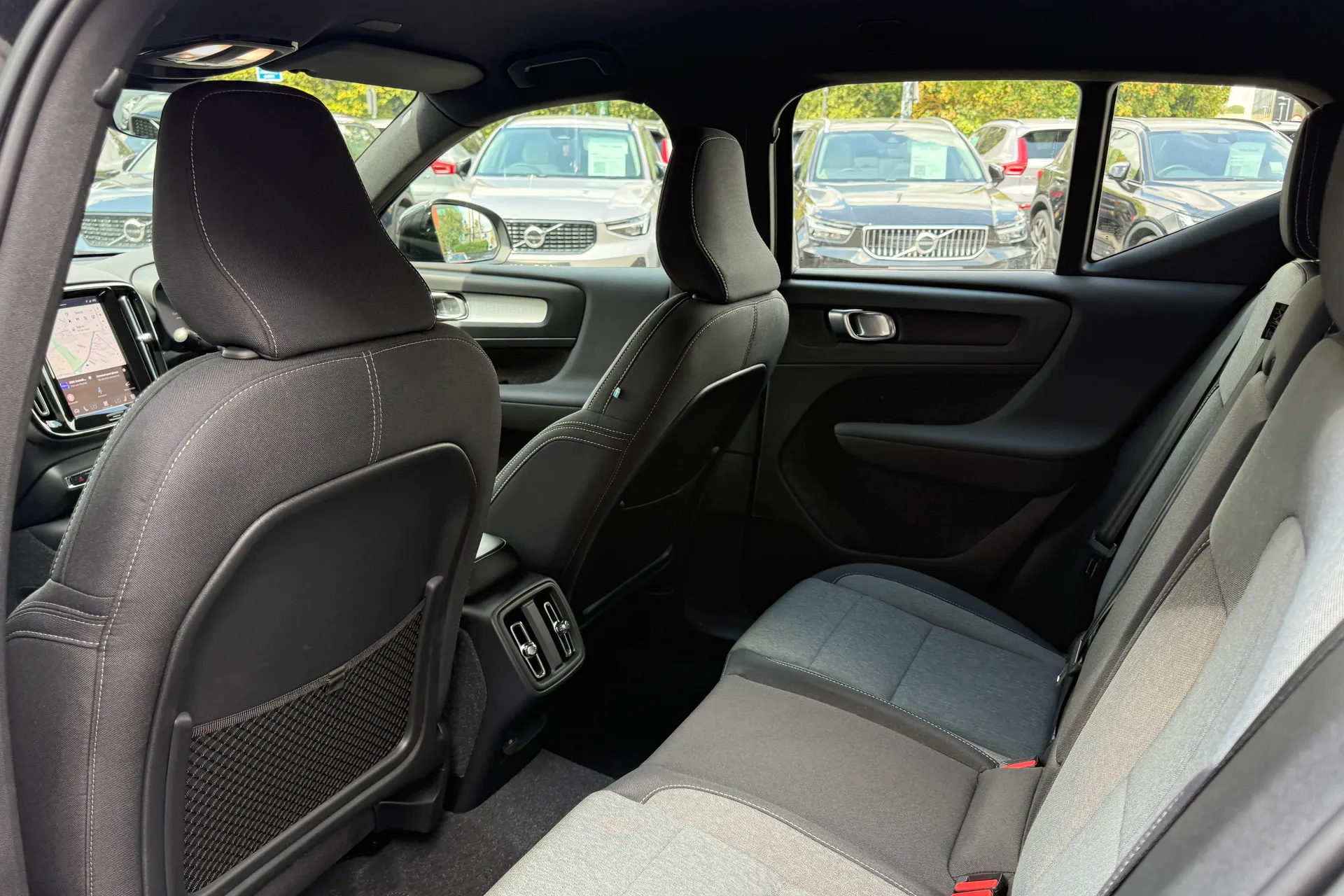 Volvo XC40 thumbnail image number 29