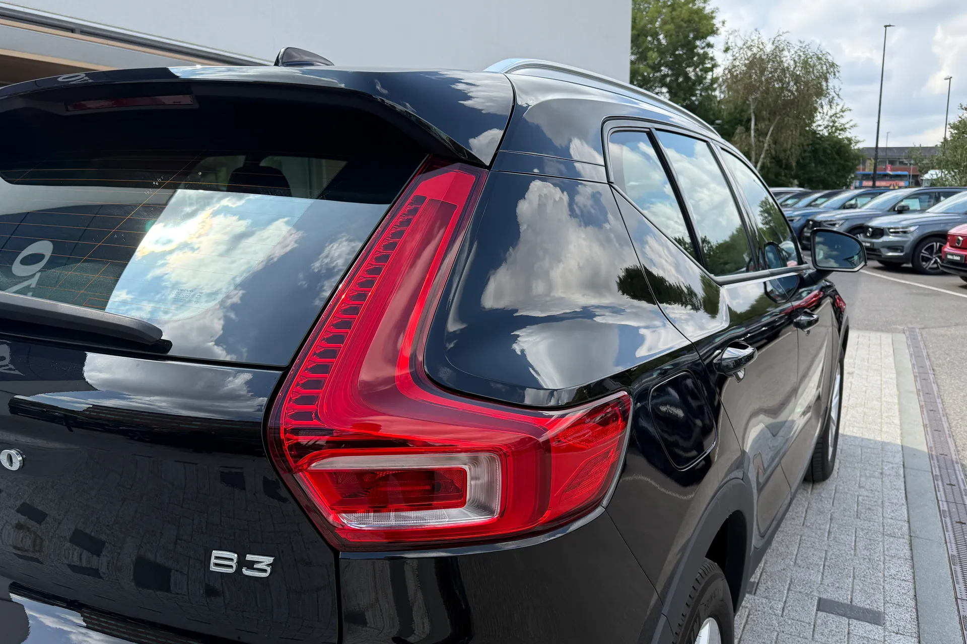 Volvo XC40 thumbnail image number 17