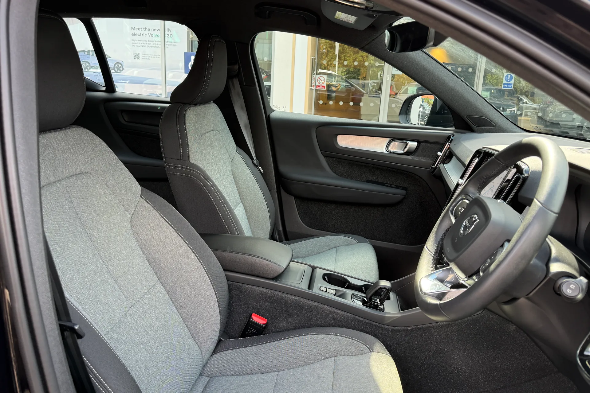 Volvo XC40 thumbnail image number 26