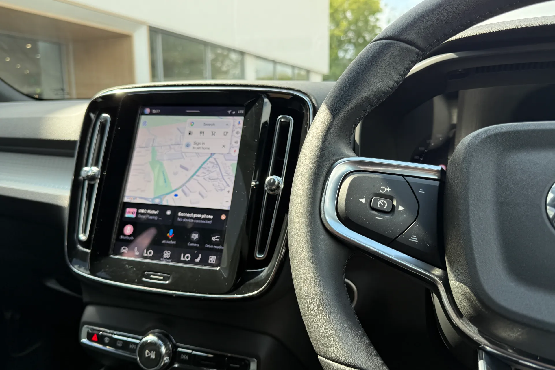 Volvo XC40 thumbnail image number 34