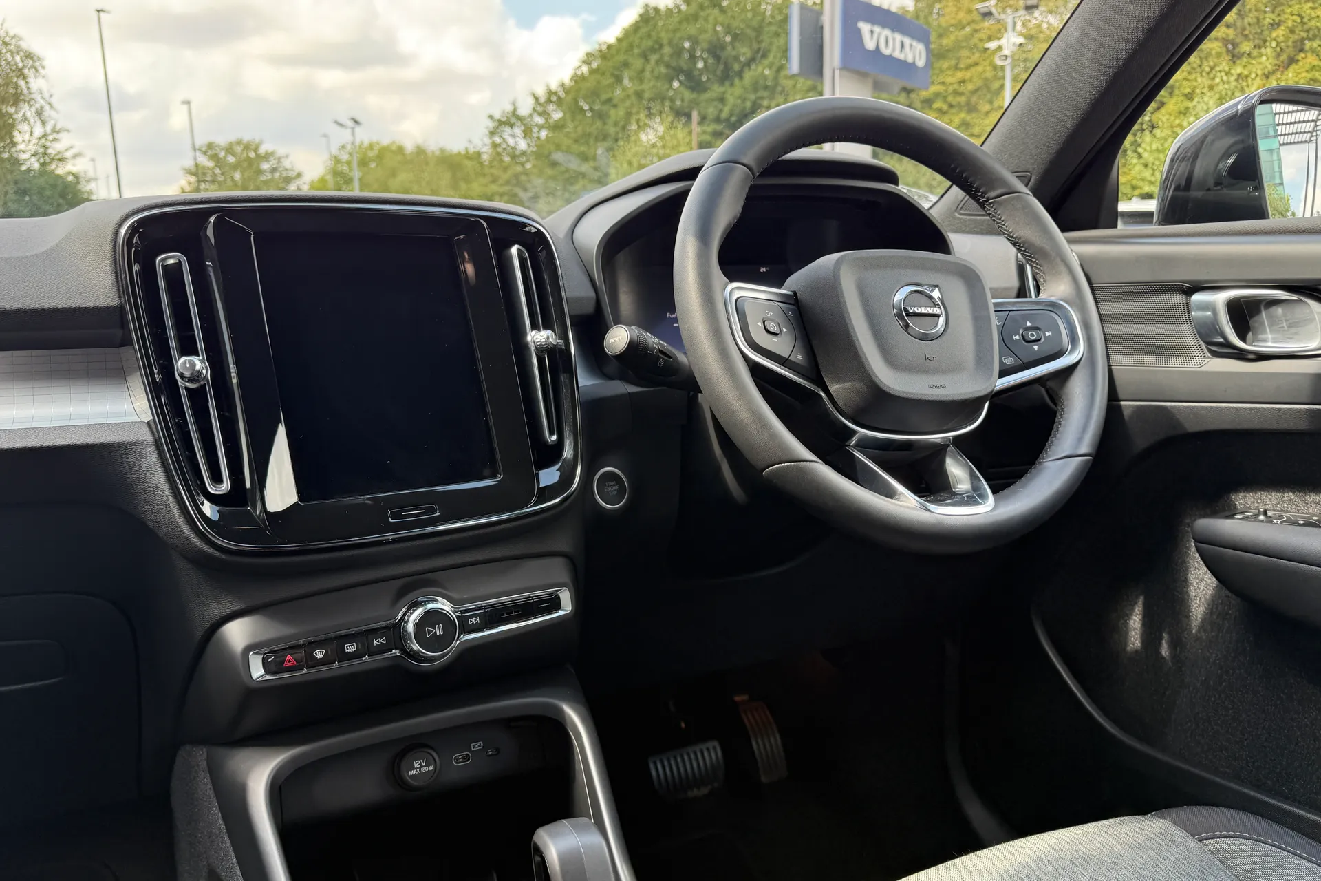 Volvo XC40 thumbnail image number 33