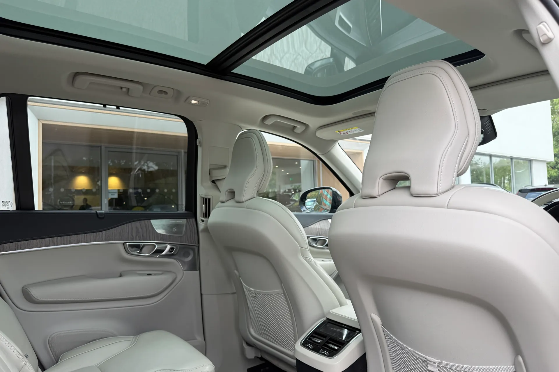 Volvo XC90 thumbnail image number 24