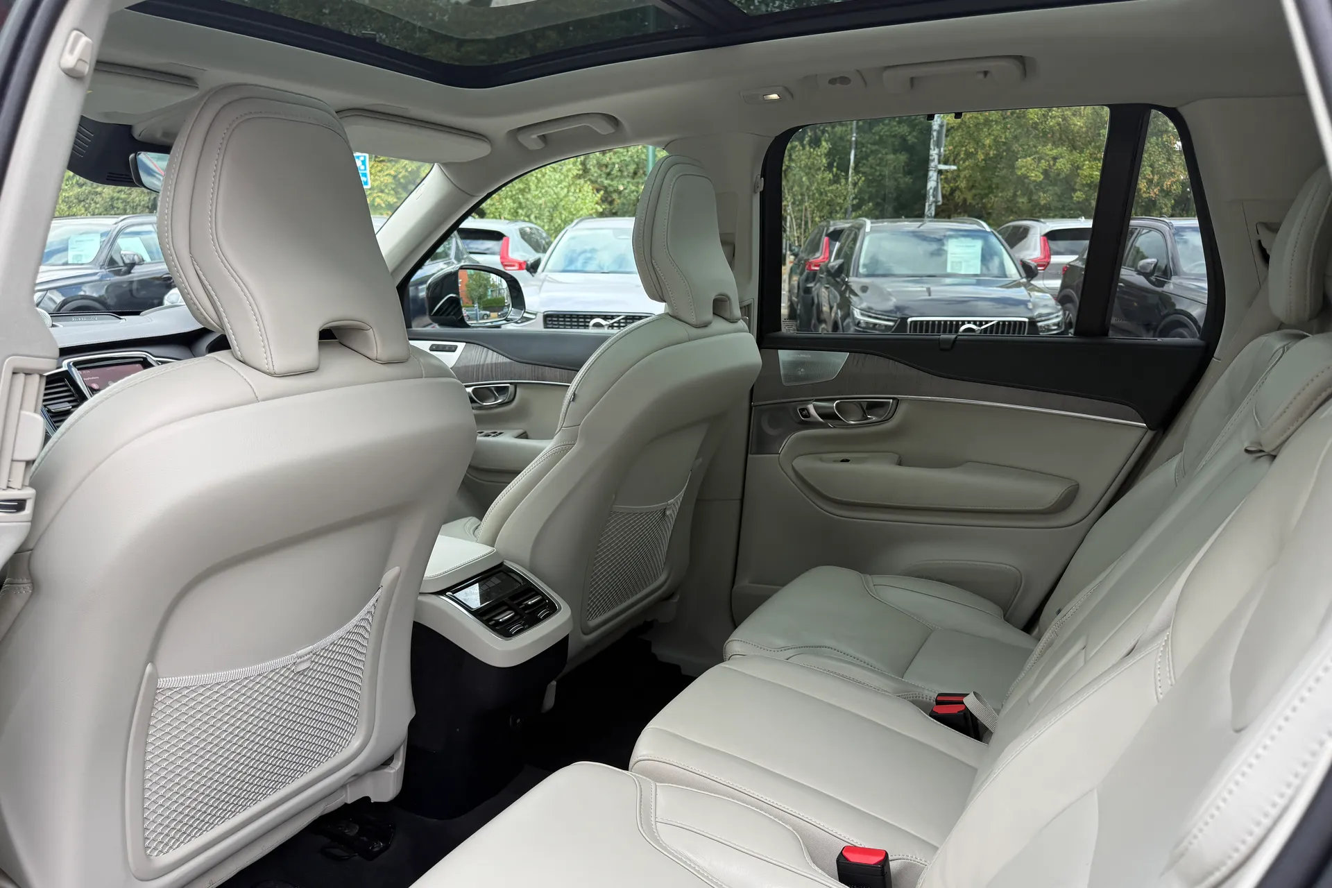 Volvo XC90 thumbnail image number 29