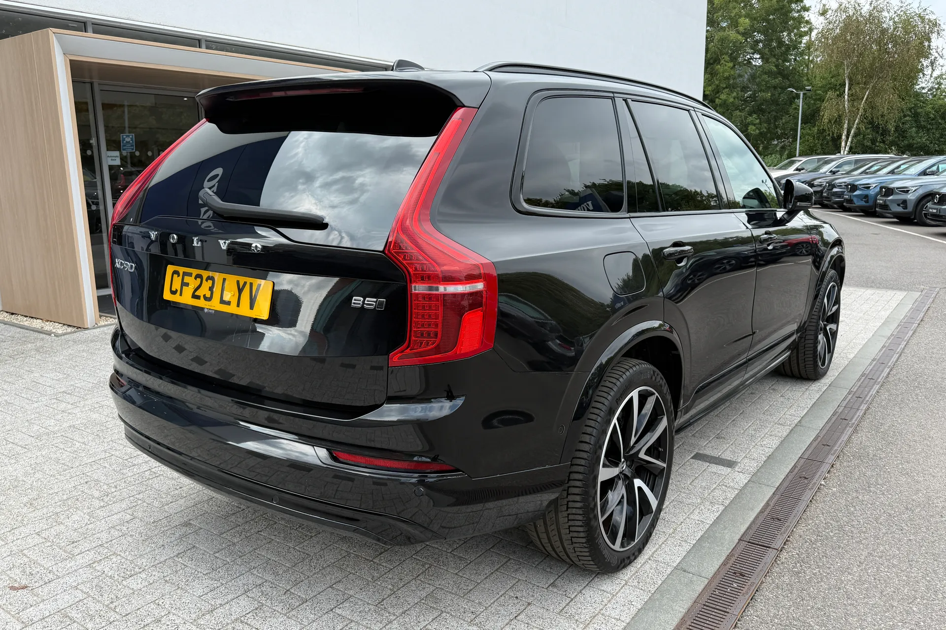 Volvo XC90 thumbnail image number 11