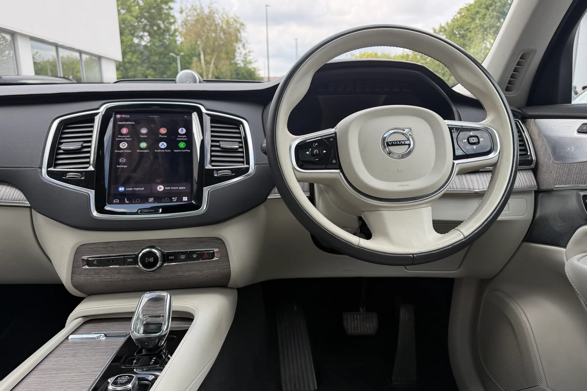 Volvo XC90 thumbnail image number 33