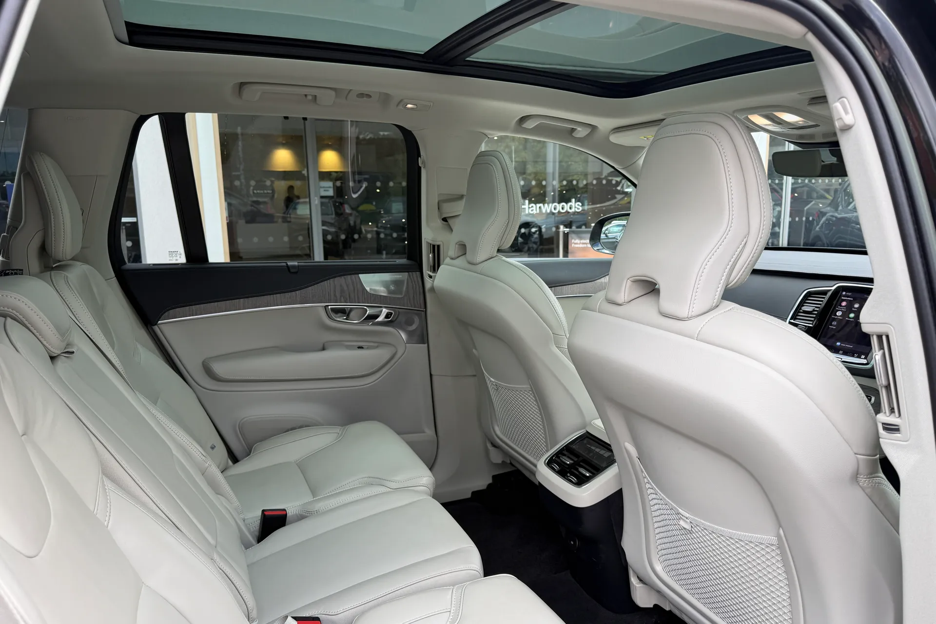 Volvo XC90 thumbnail image number 23