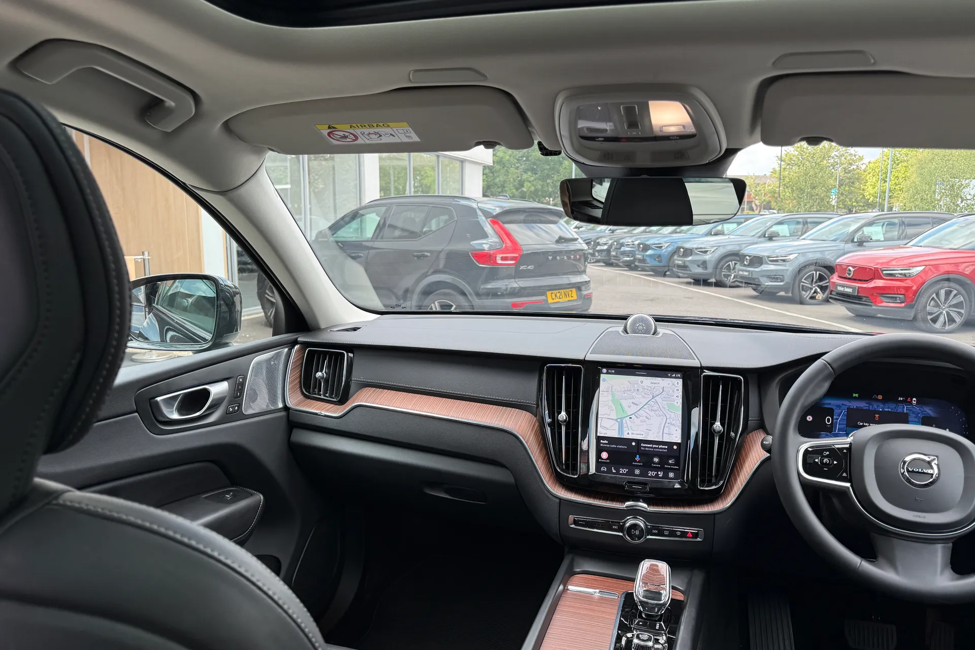 Volvo XC60 thumbnail image number 31