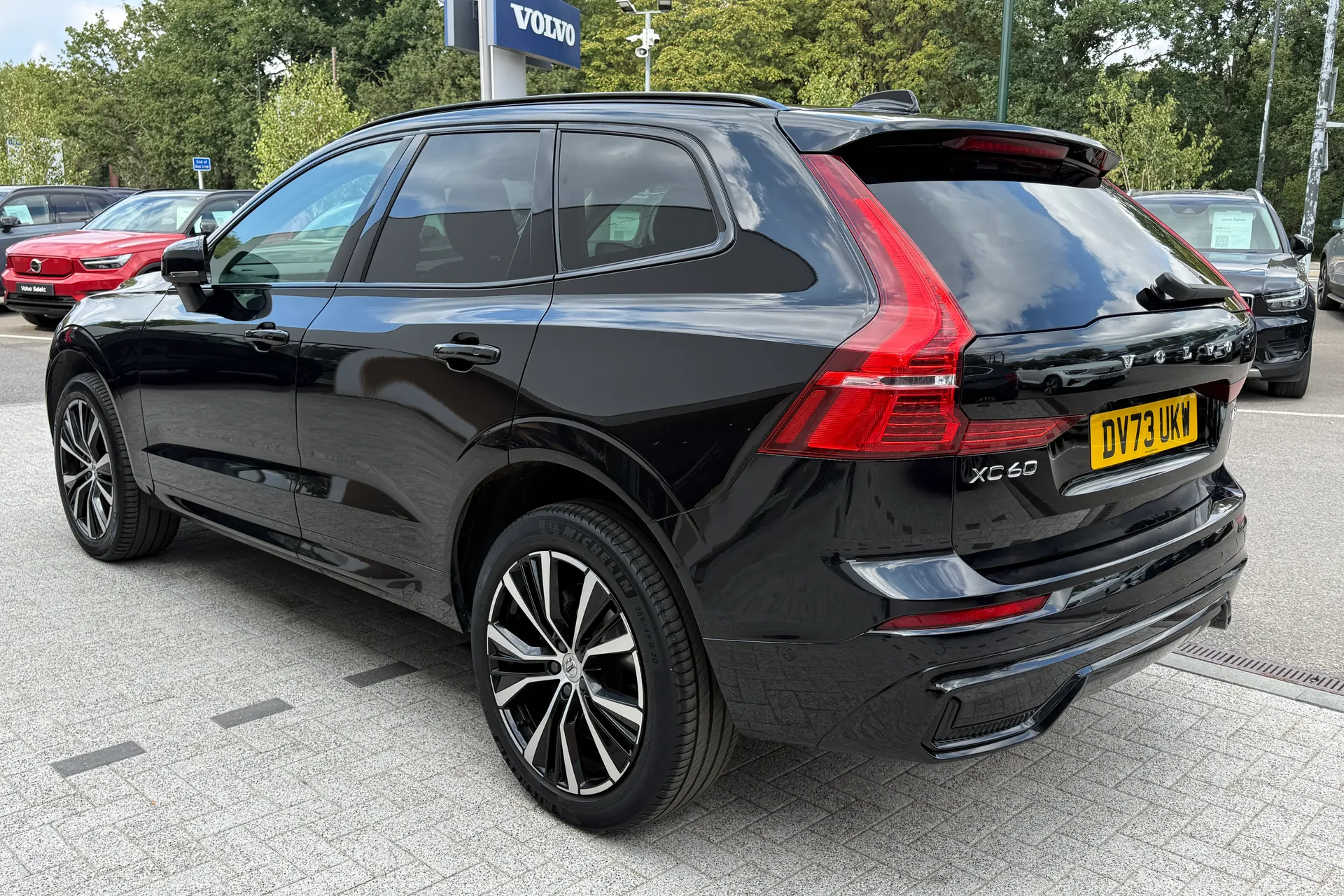 Volvo XC60 thumbnail image number 10