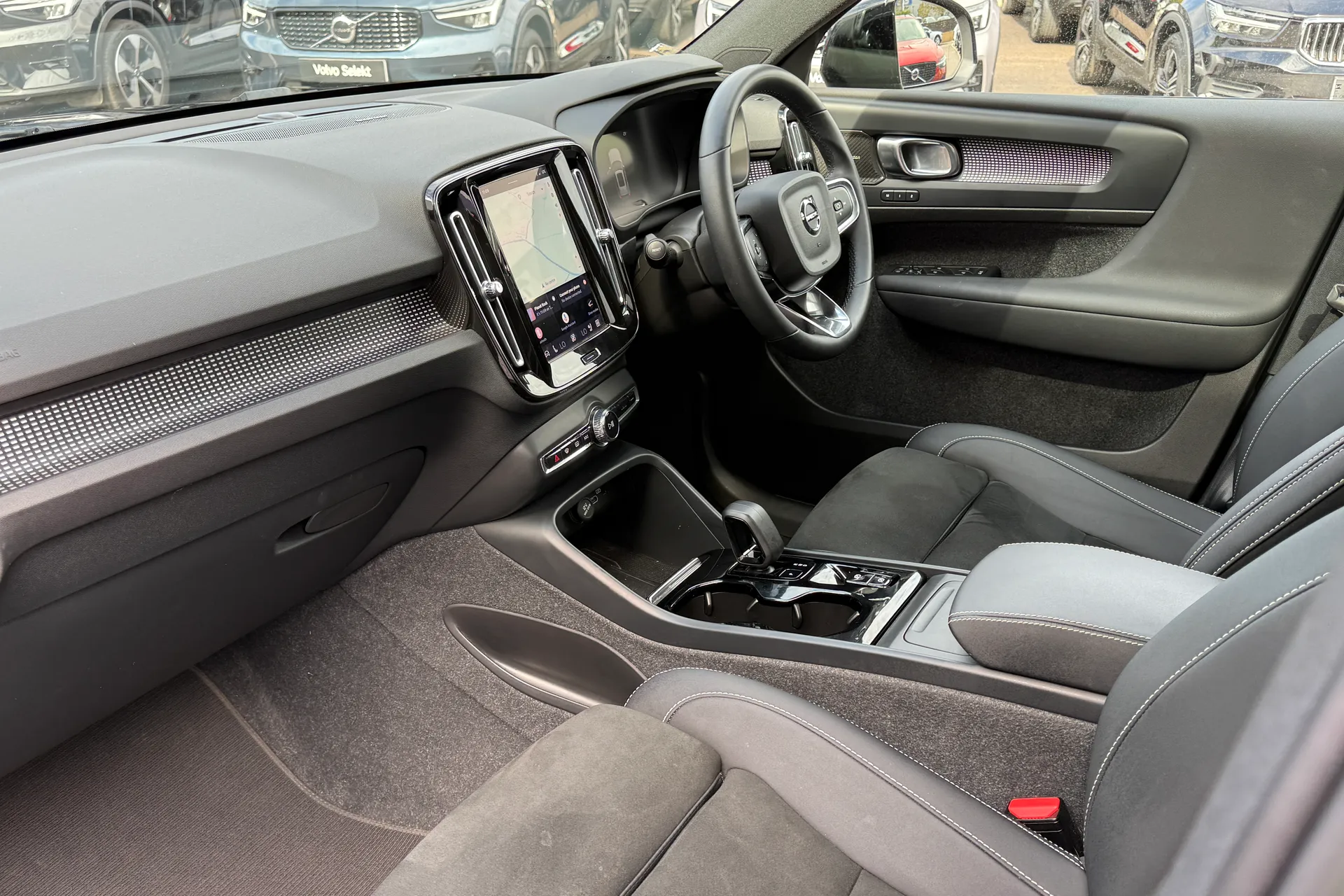 Volvo XC40 thumbnail image number 27